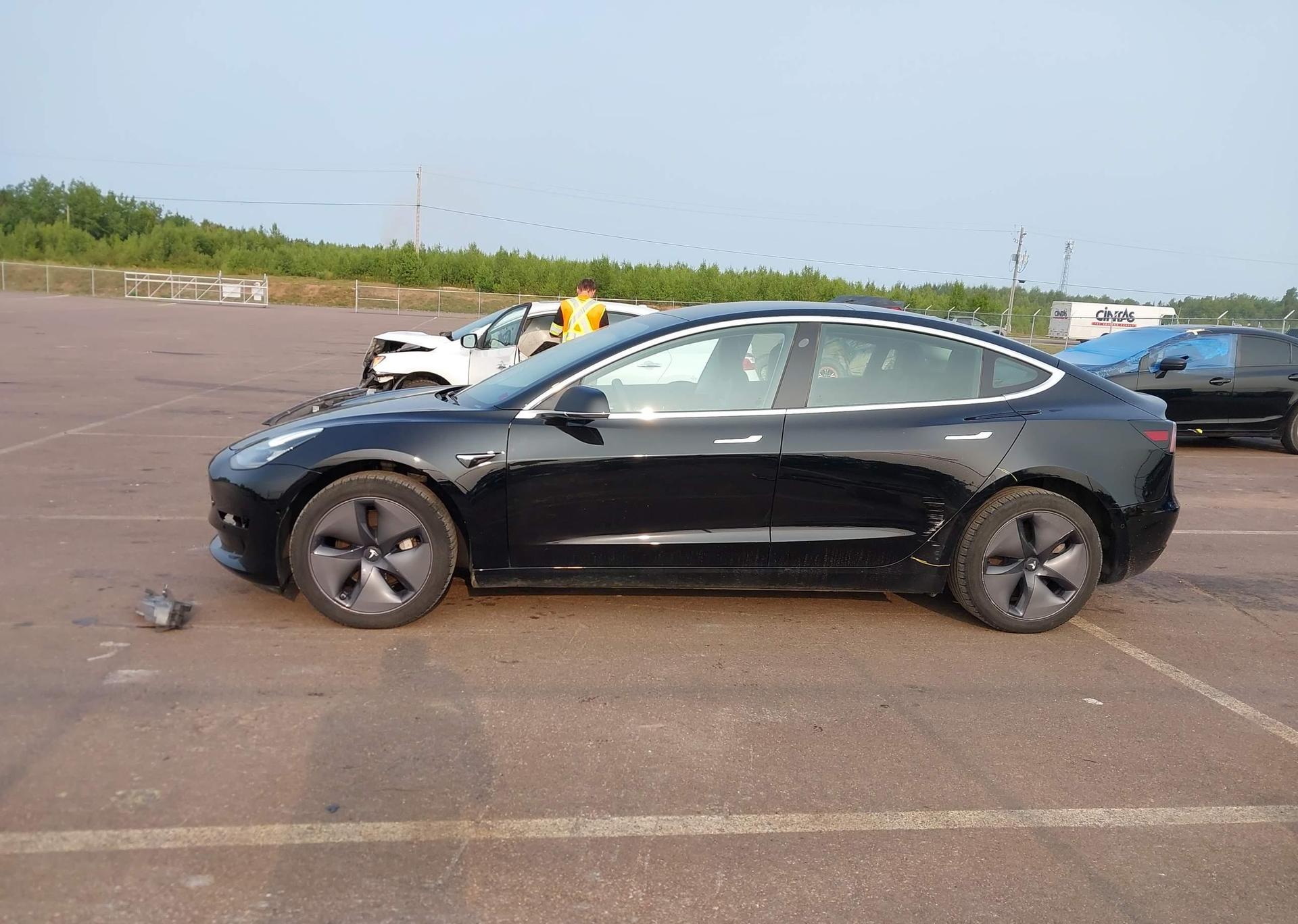 2020 TESLA MODEL 3 STANDARD RANGE PLUS