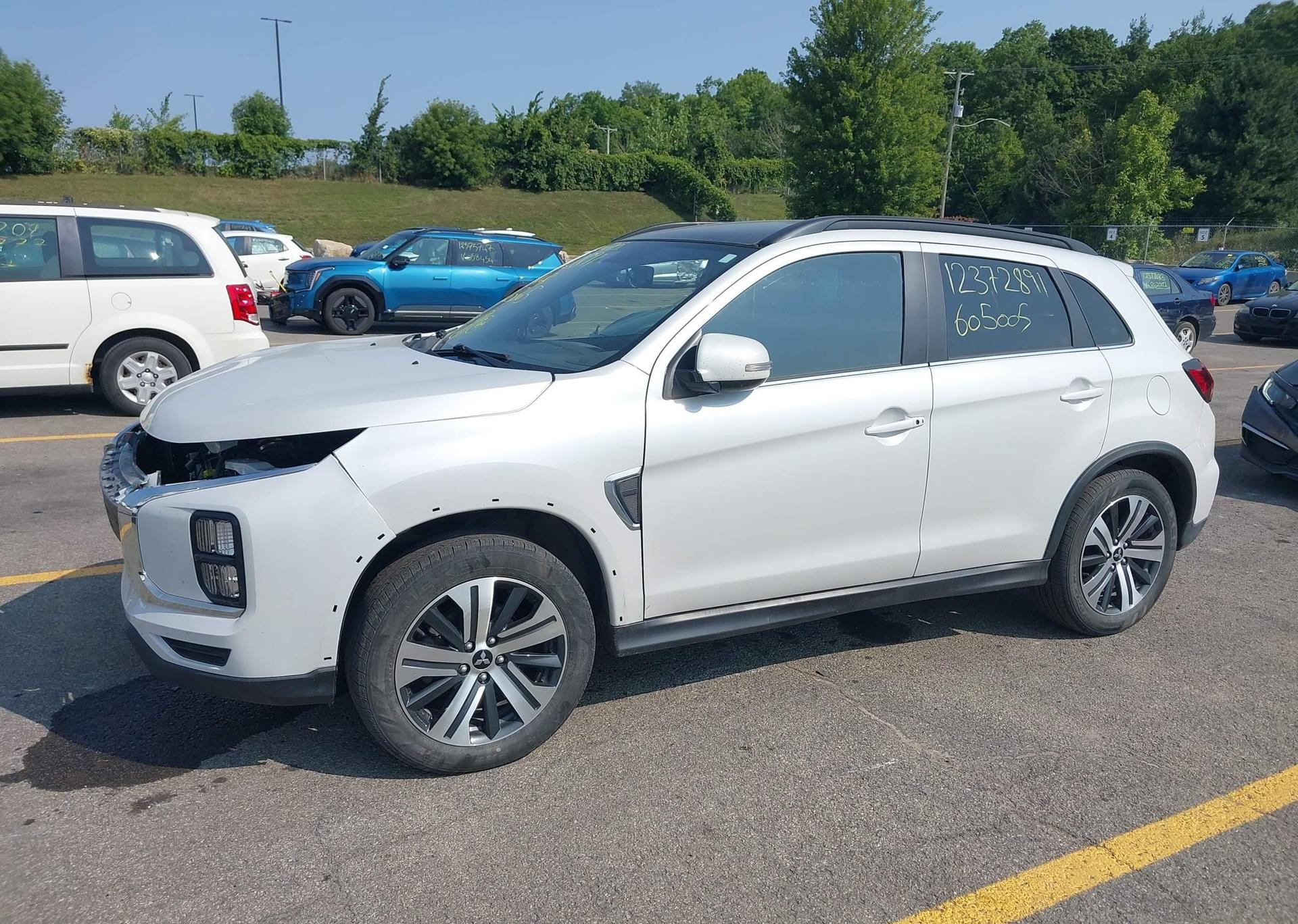 2023 MITSUBISHI RVR GT
