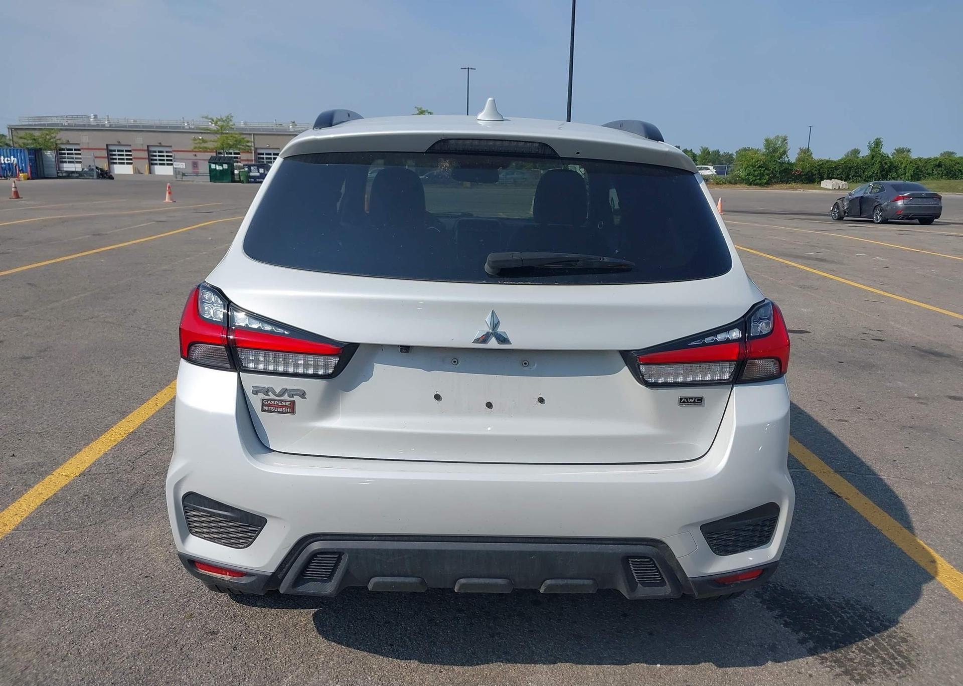 2023 MITSUBISHI RVR GT
