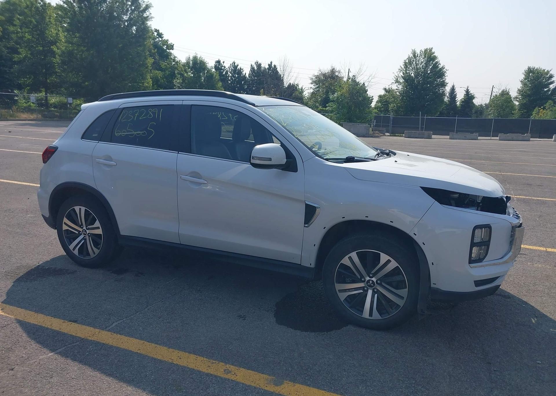 2023 MITSUBISHI RVR GT
