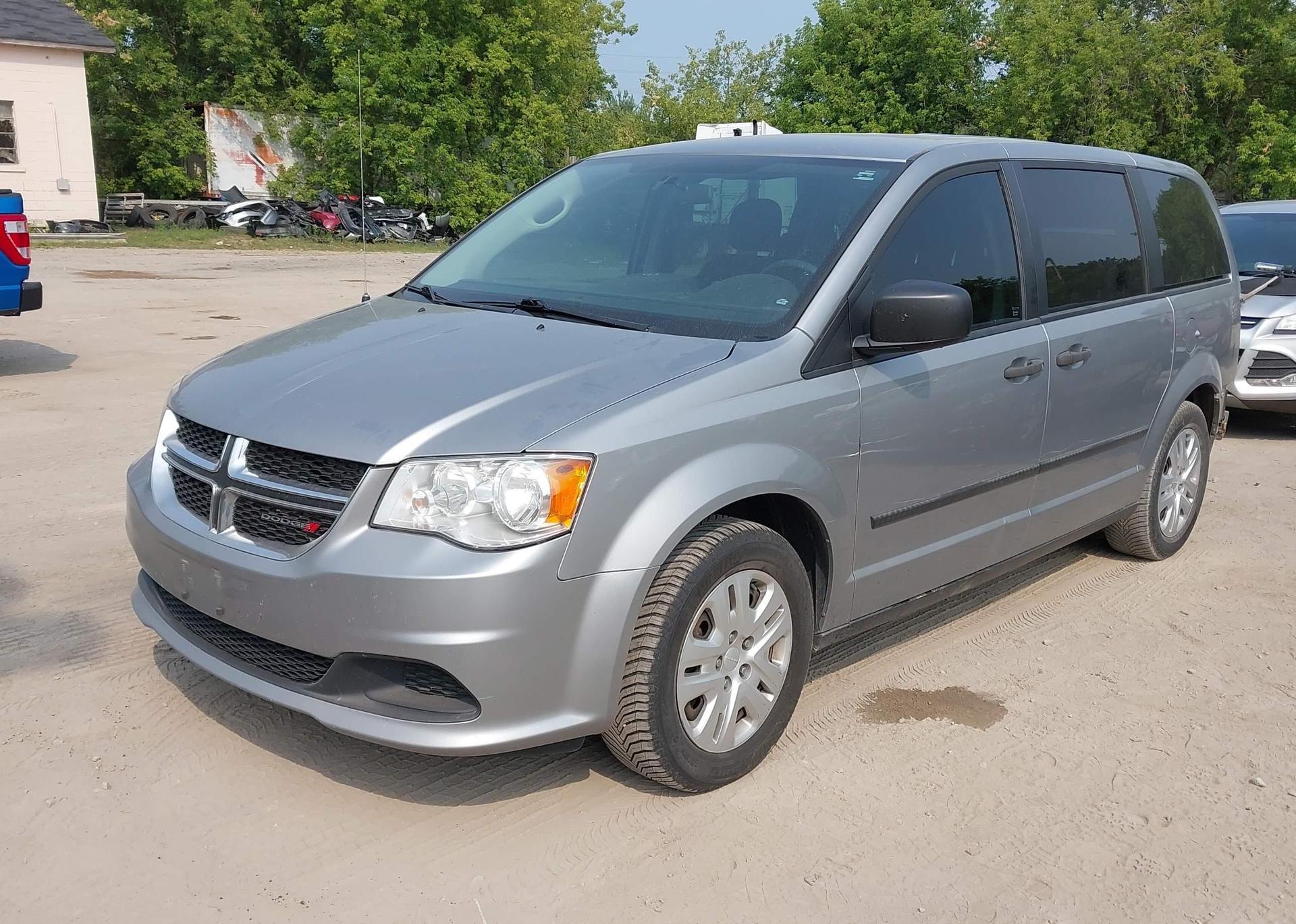 2015 DODGE GRAND CARAVAN SE