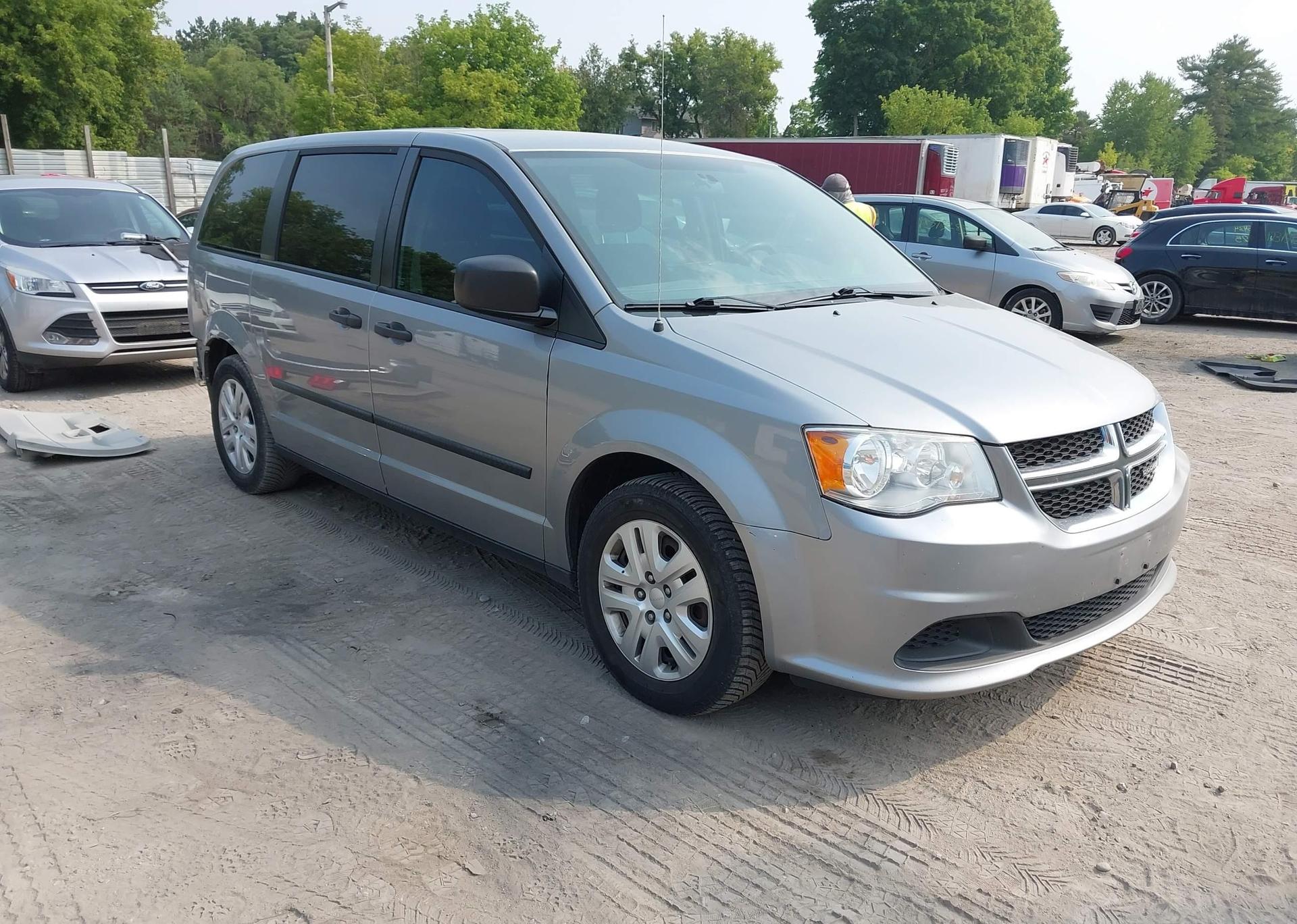 2015 DODGE GRAND CARAVAN SE
