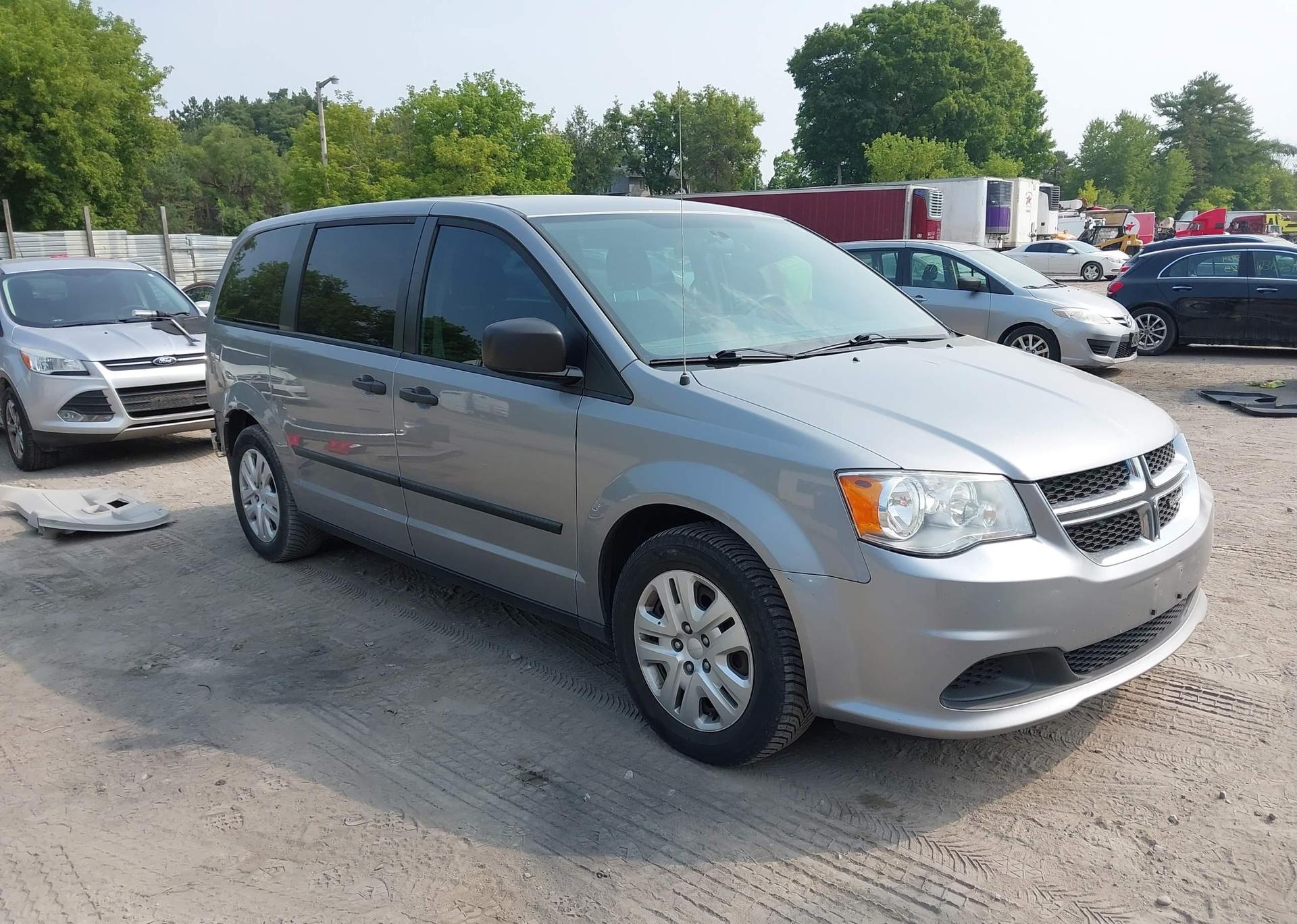 2015 DODGE GRAND CARAVAN SE