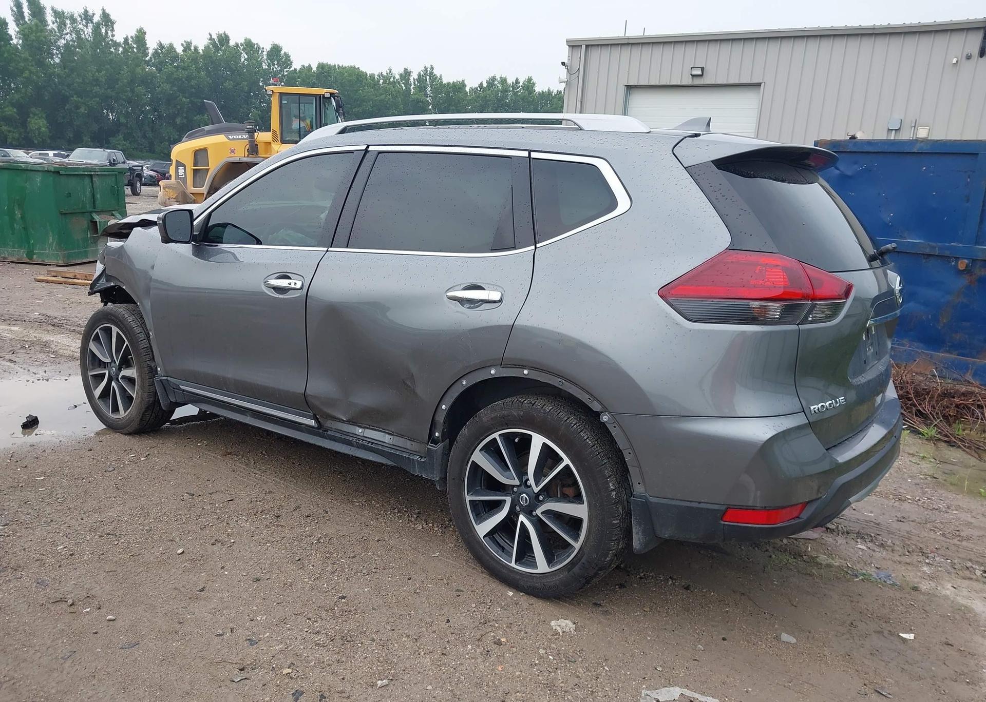 2018 NISSAN ROGUE SV