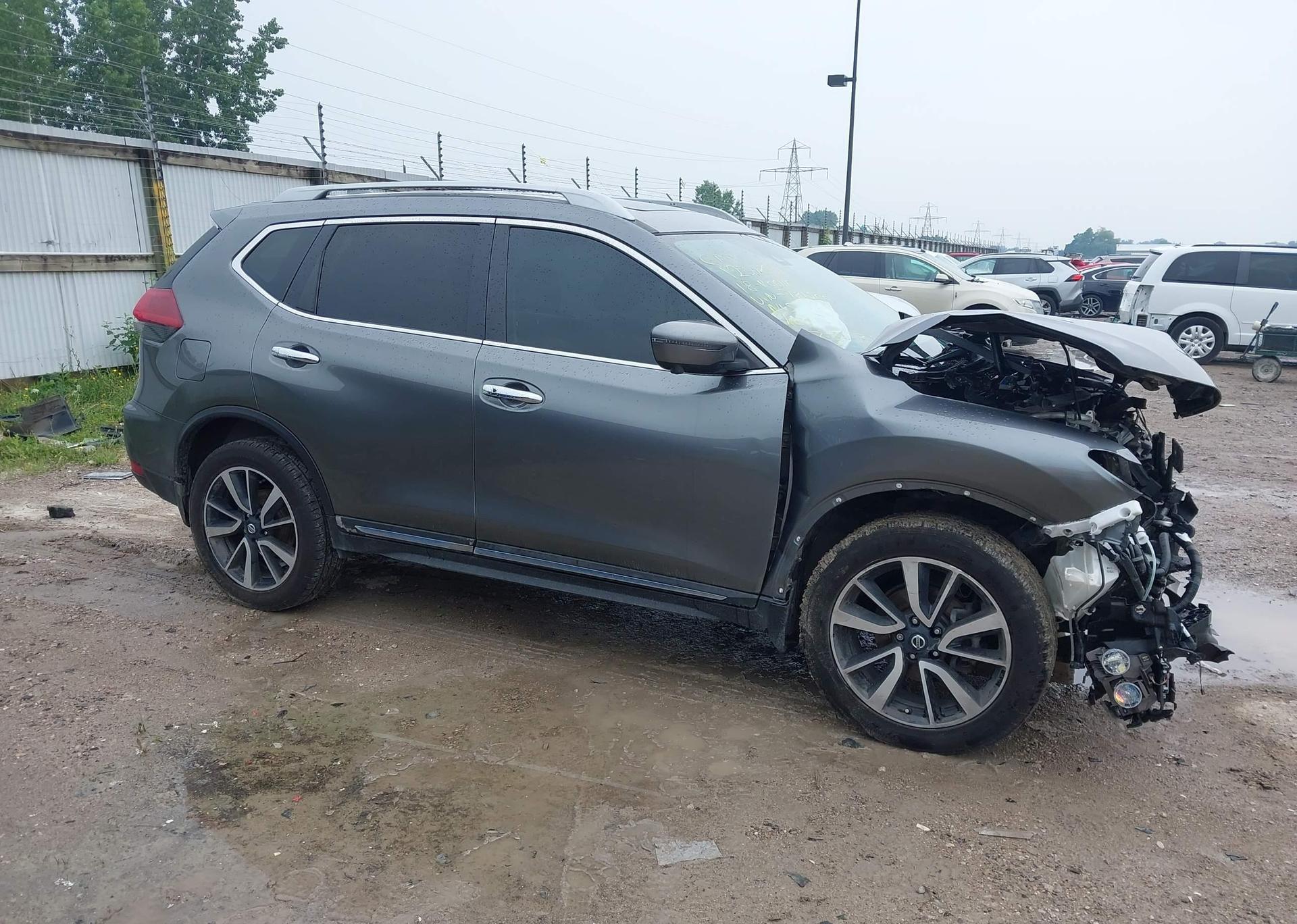2018 NISSAN ROGUE SV