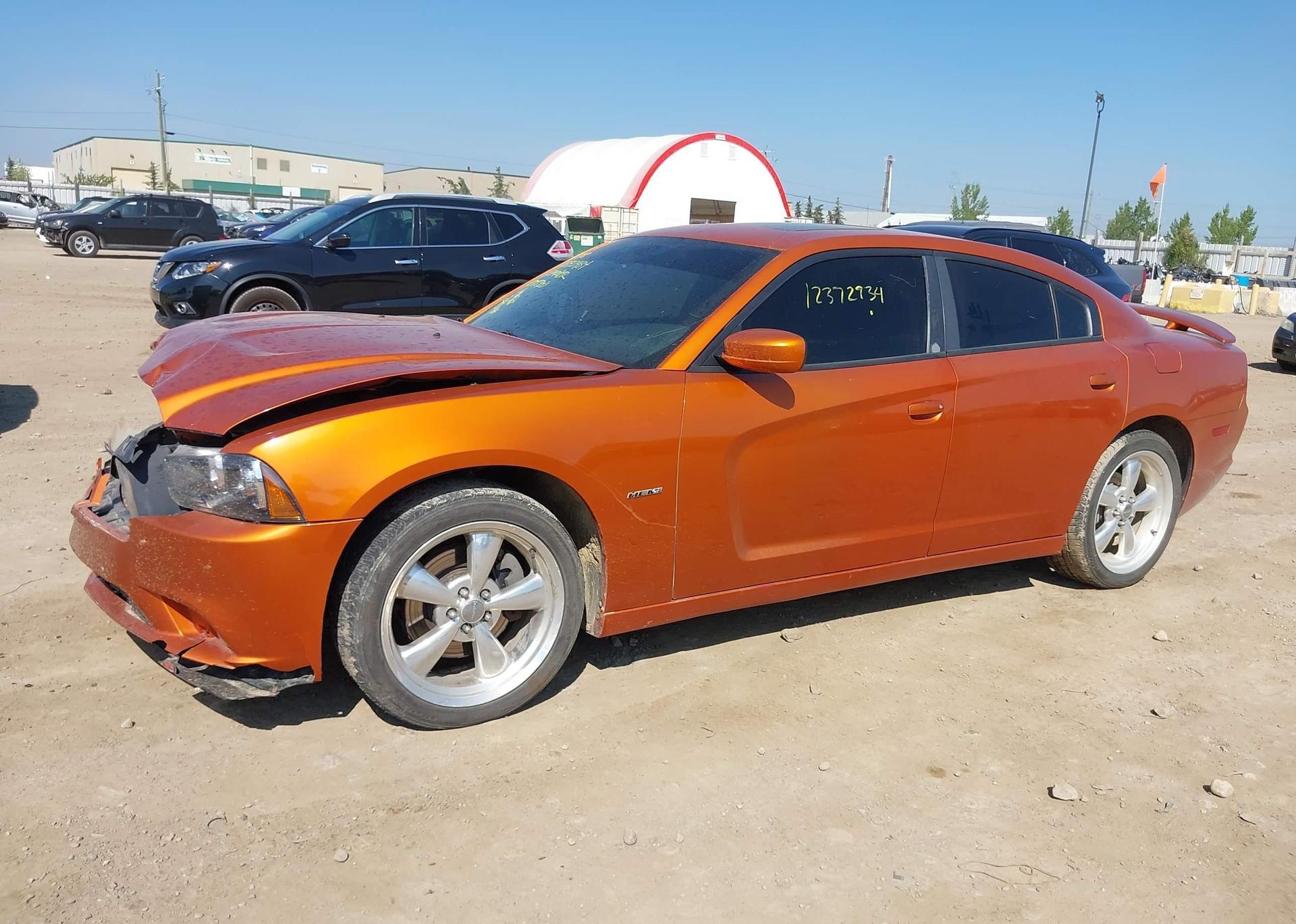 2011 DODGE CHARGER R