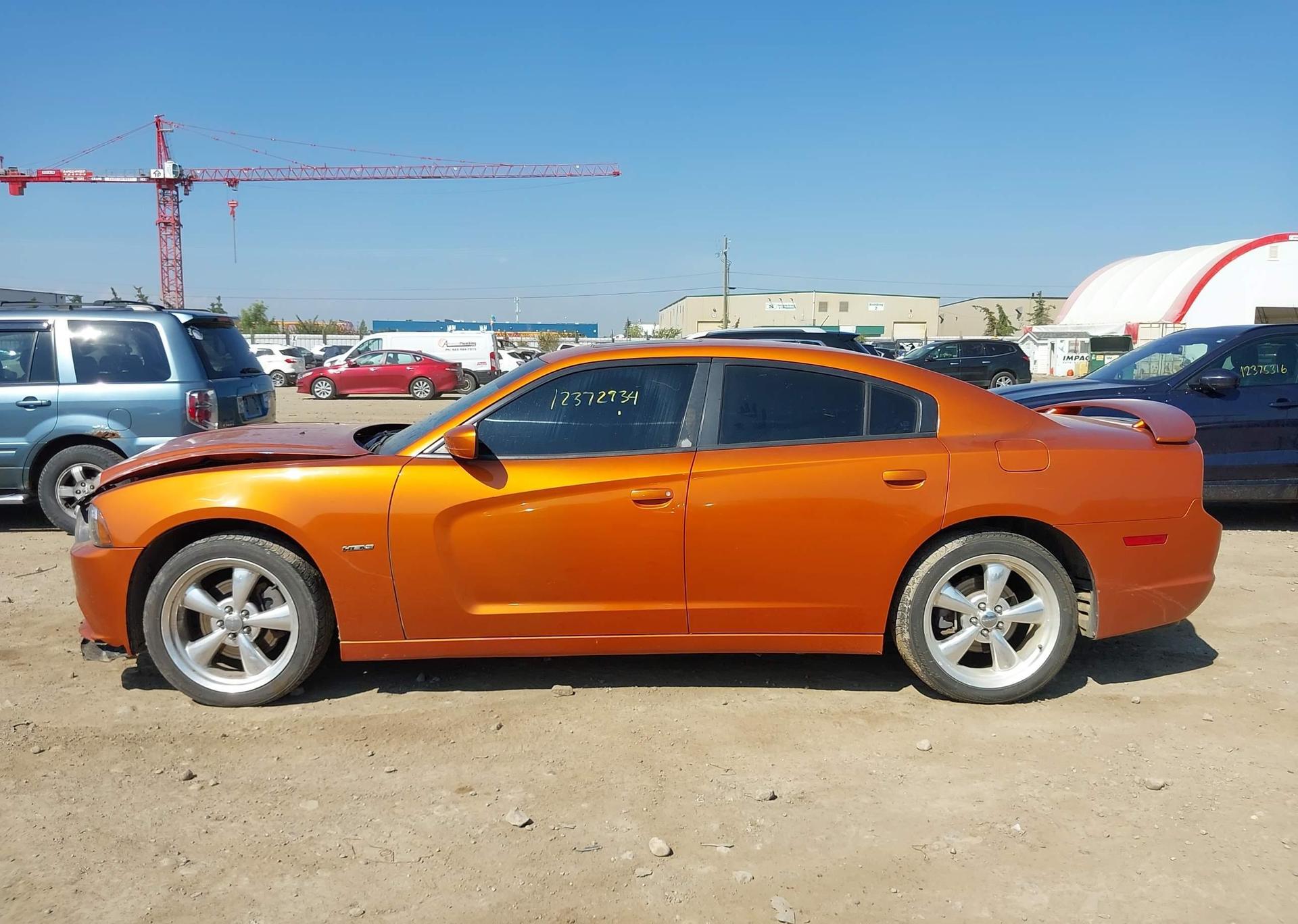 2011 DODGE CHARGER R