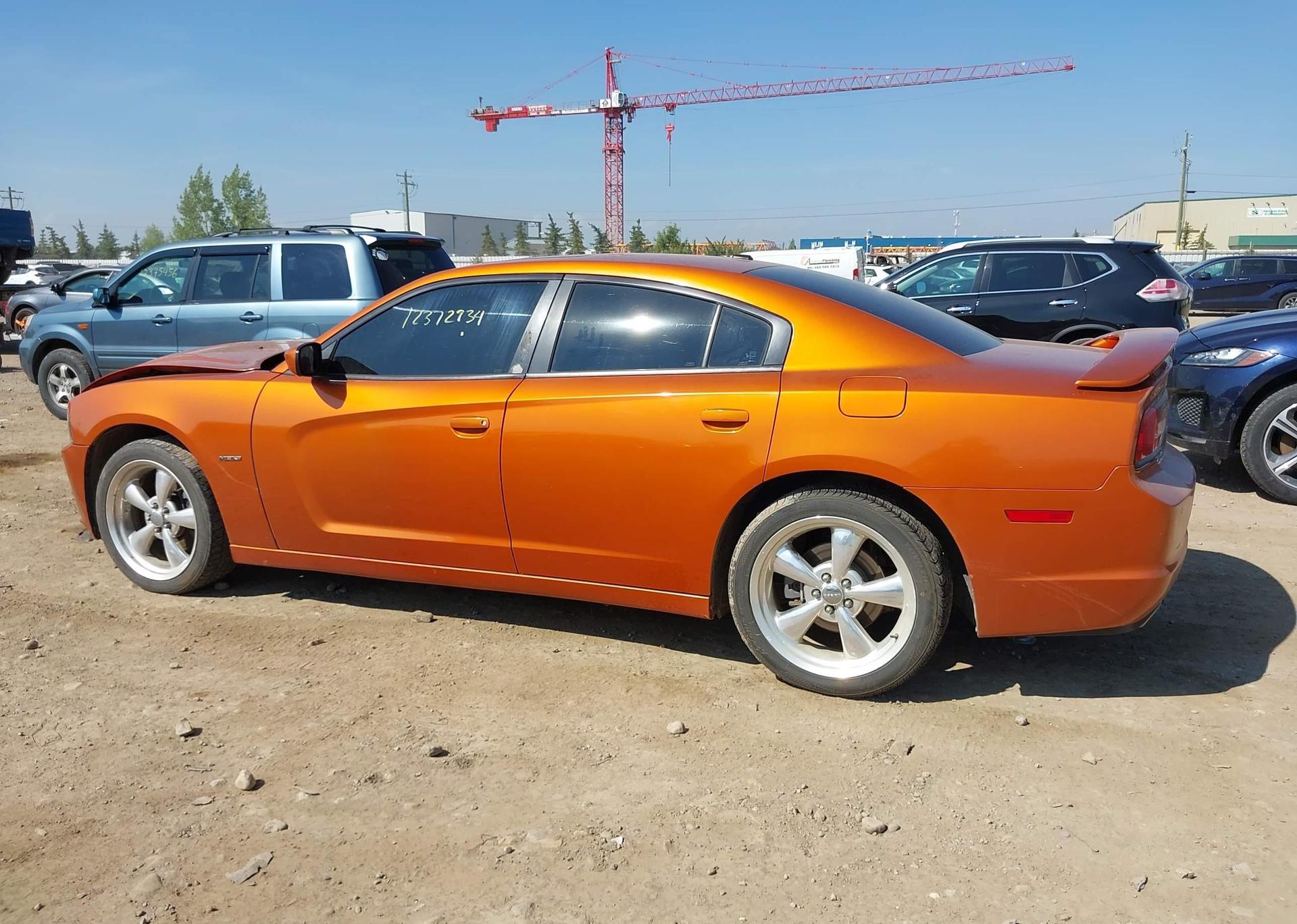 2011 DODGE CHARGER R