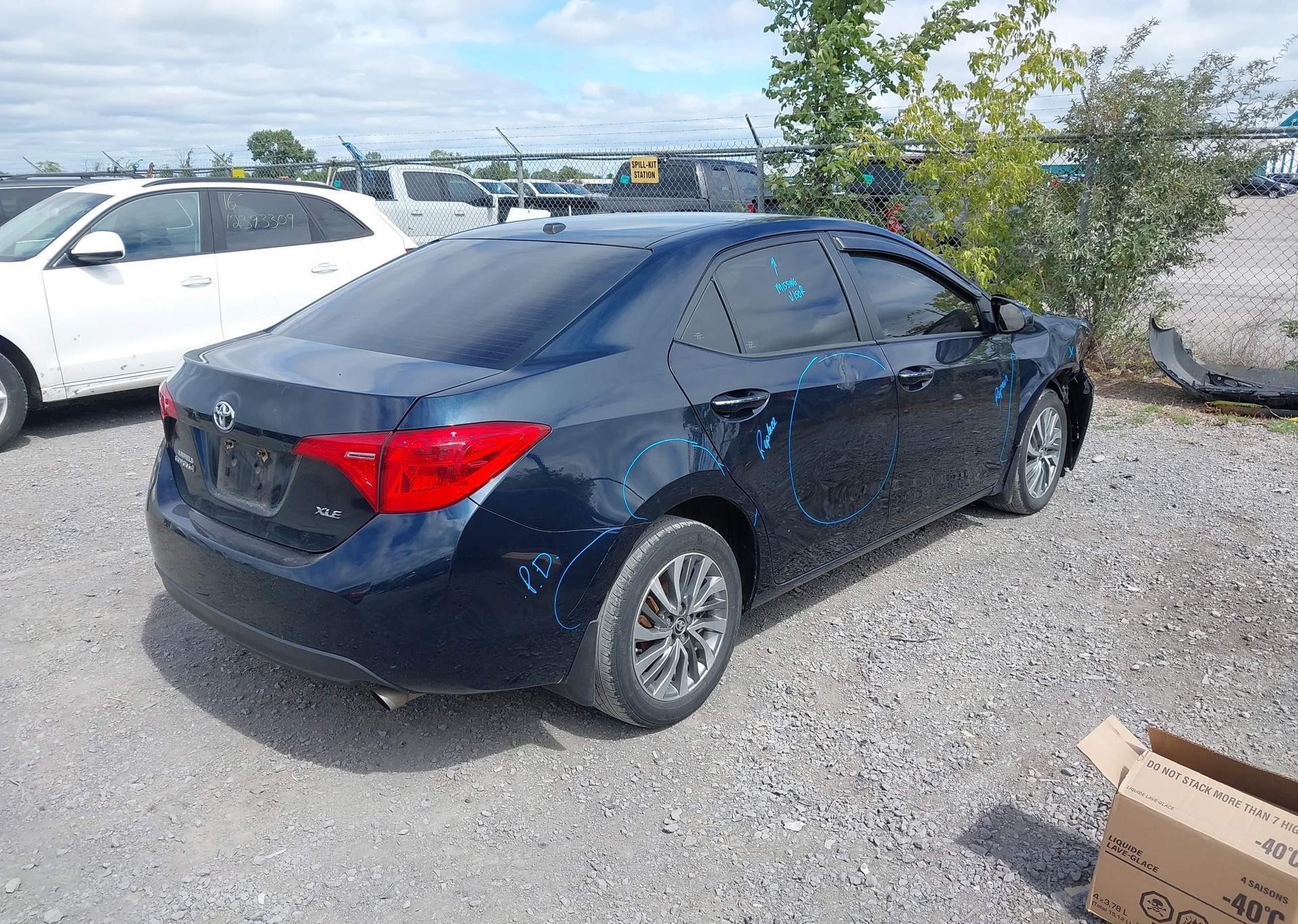 2019 TOYOTA COROLLA LE