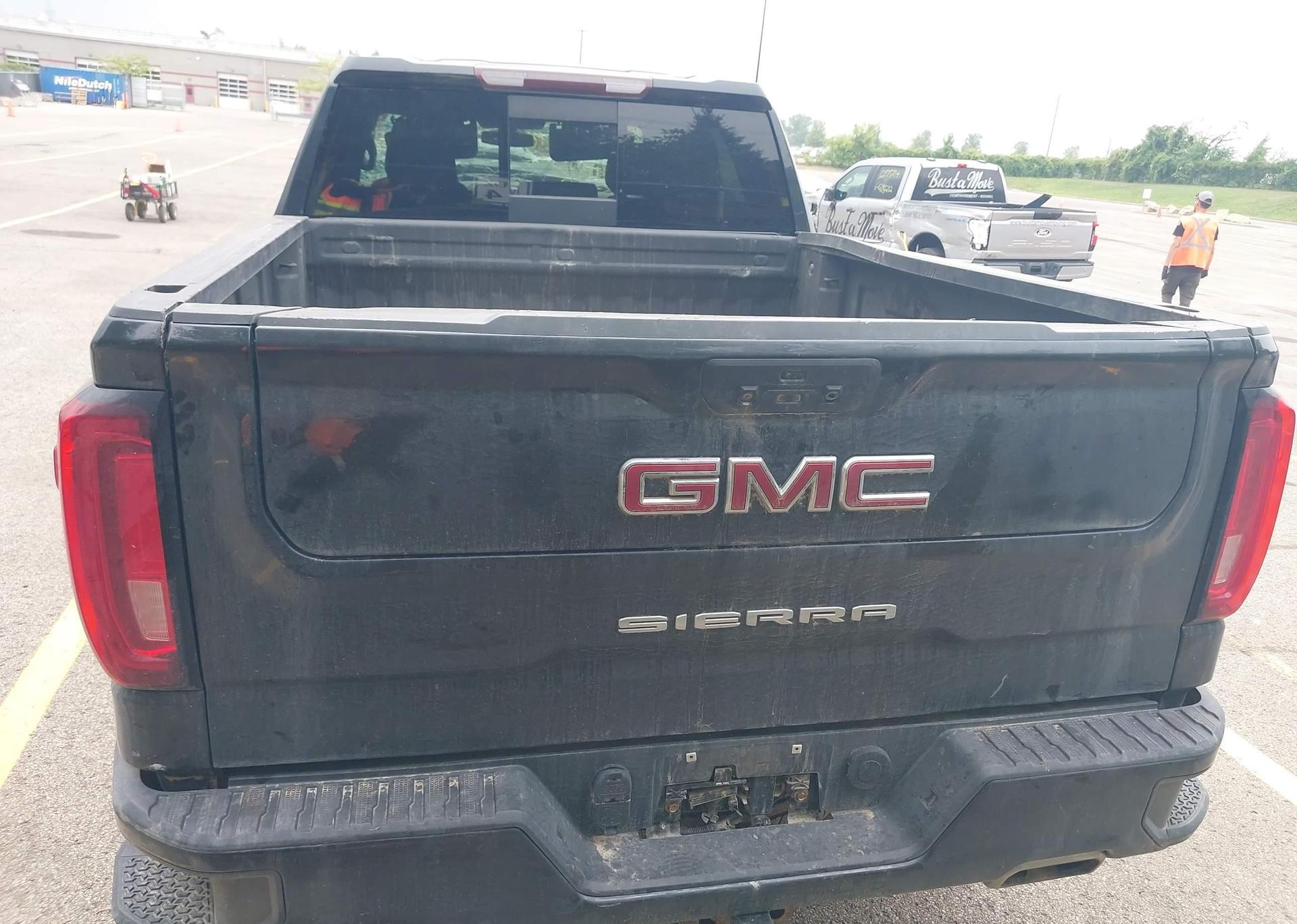 2020 GMC SIERRA 1500 AT4