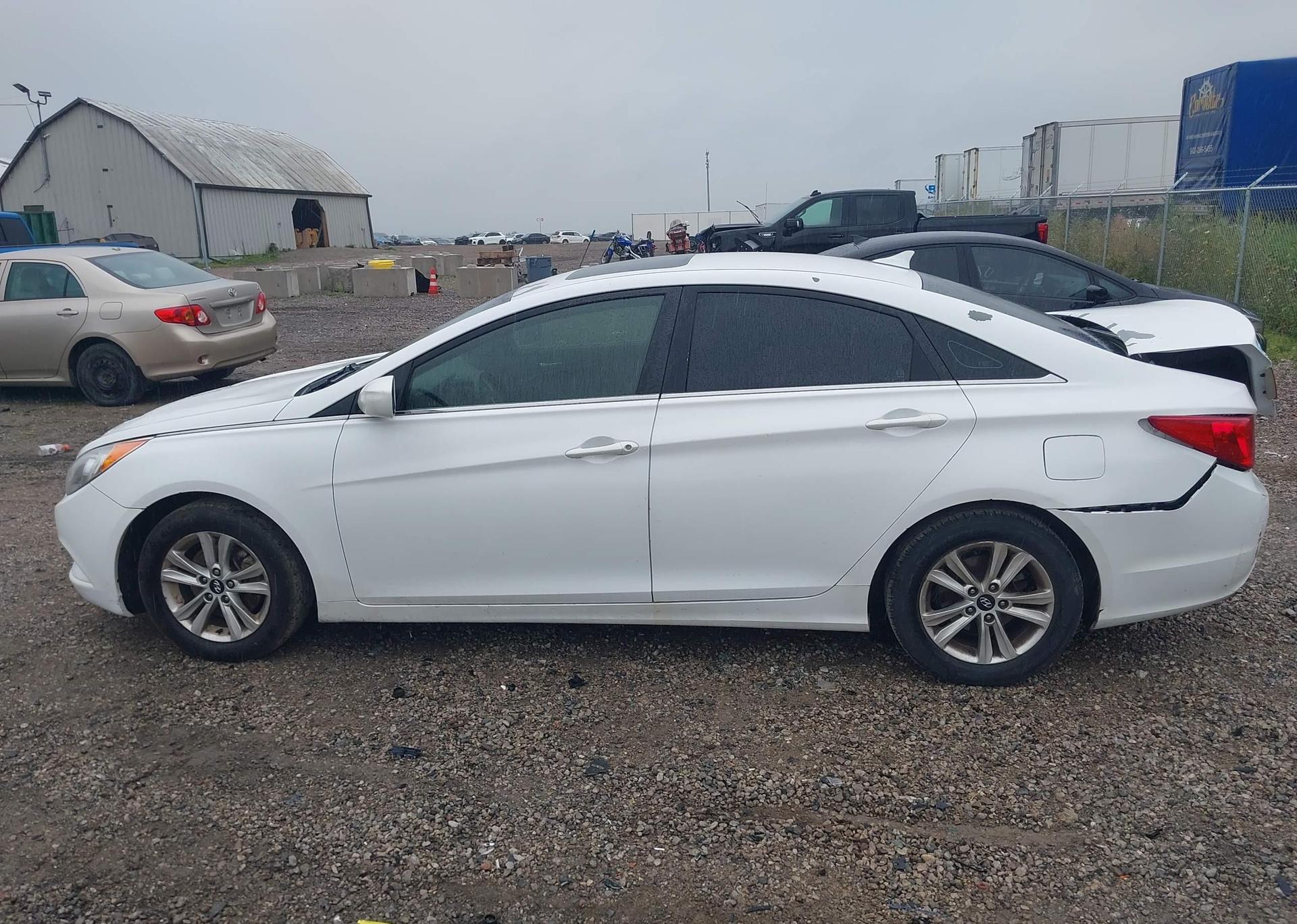 2013 HYUNDAI SONATA GLS