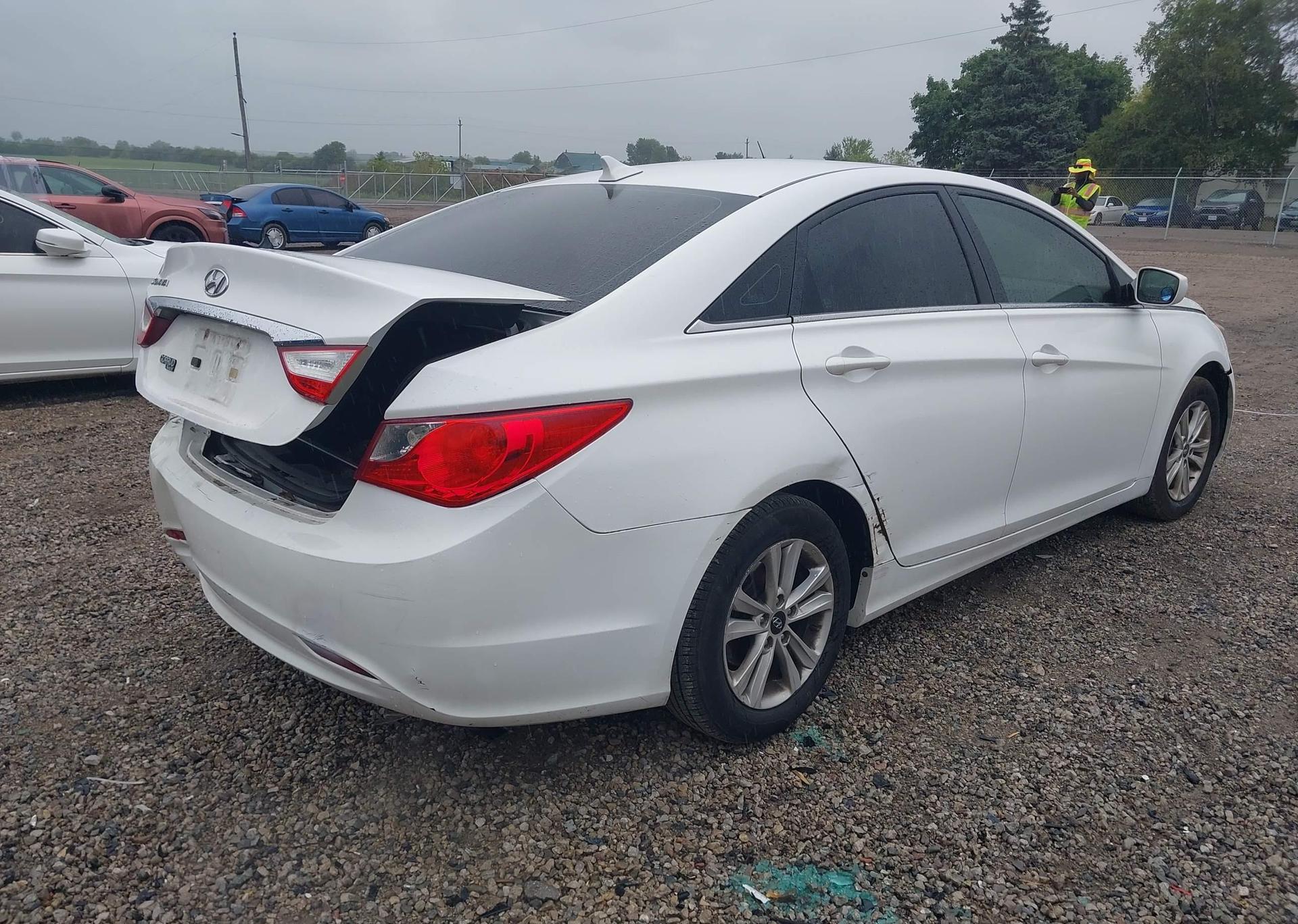 2013 HYUNDAI SONATA GLS