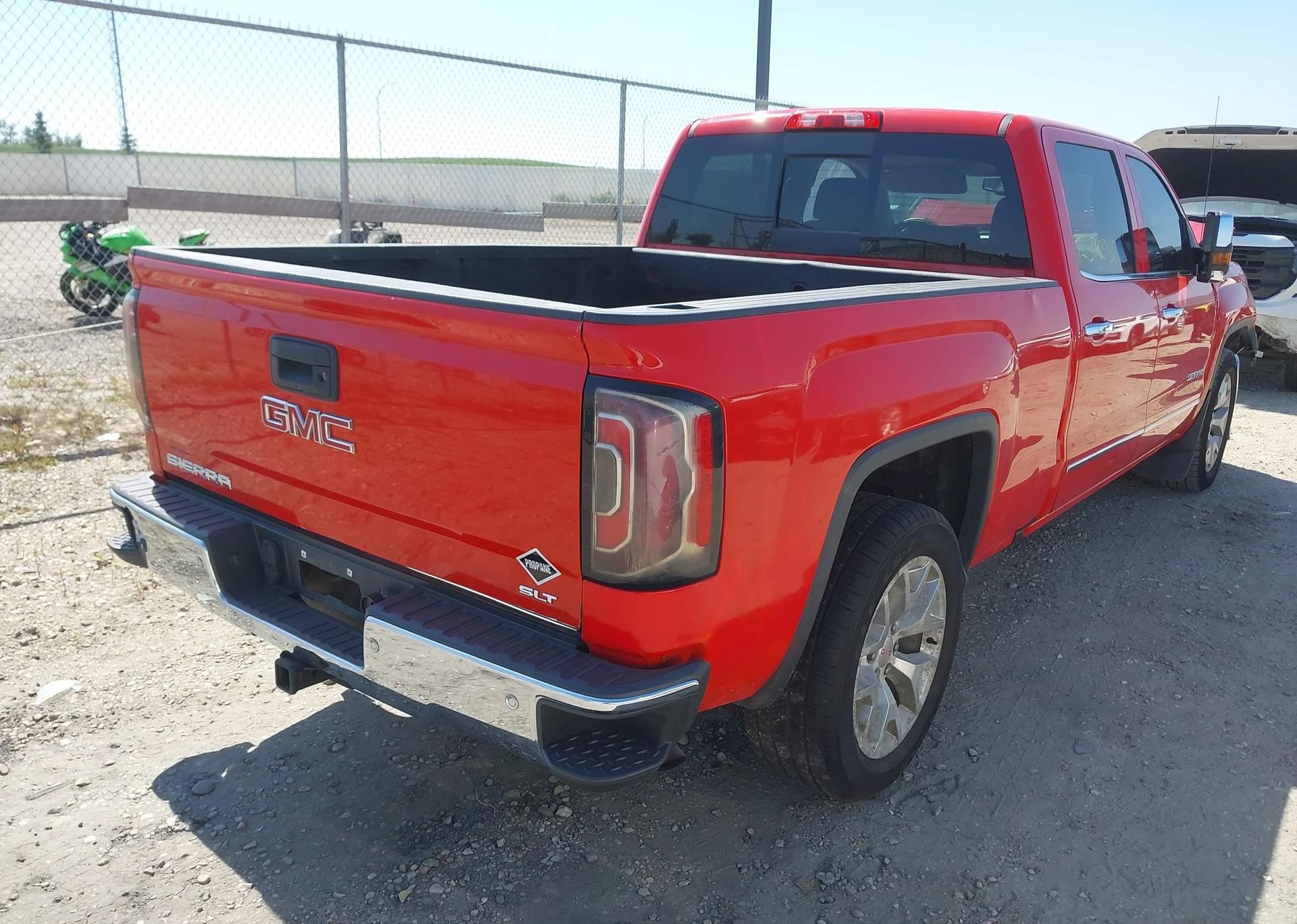 2017 GMC SIERRA 1500 SLT