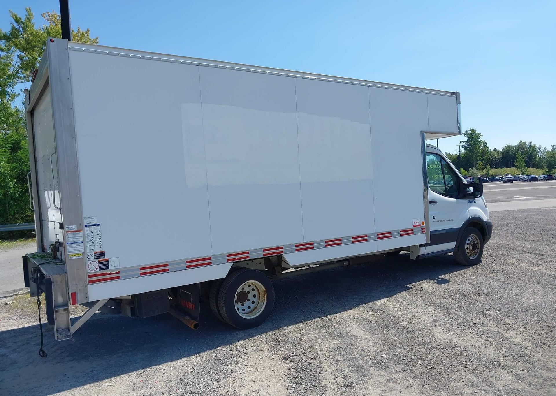 2019 FORD TRANSIT T-350 HD.
