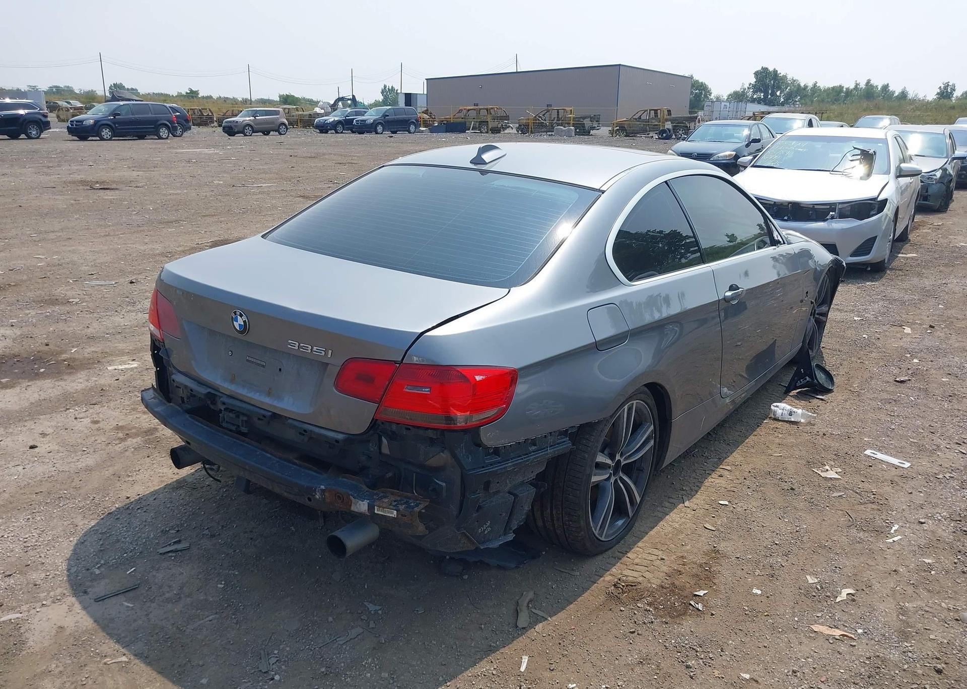 2010 BMW 3 SERIES