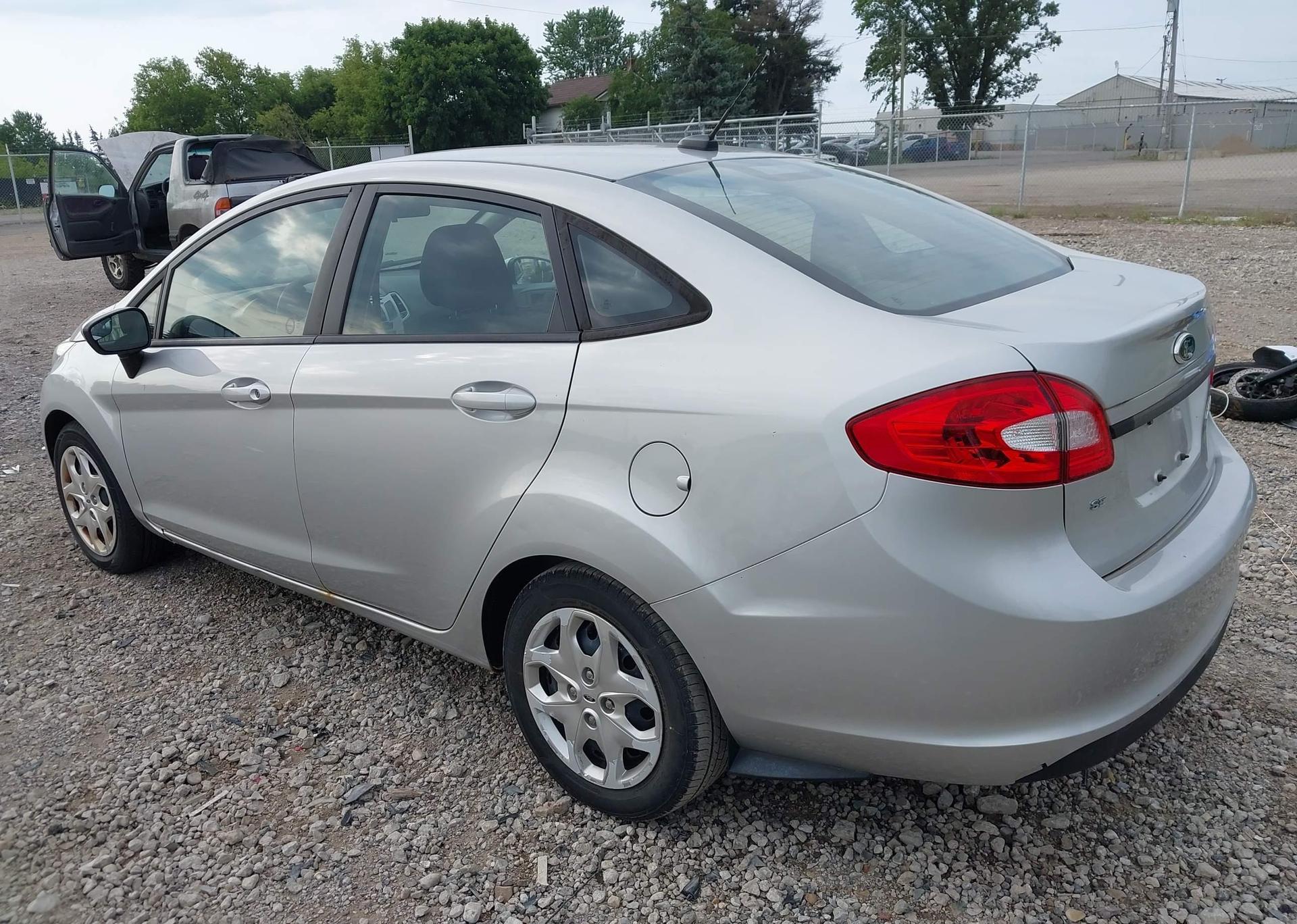 2012 FORD FIESTA SE