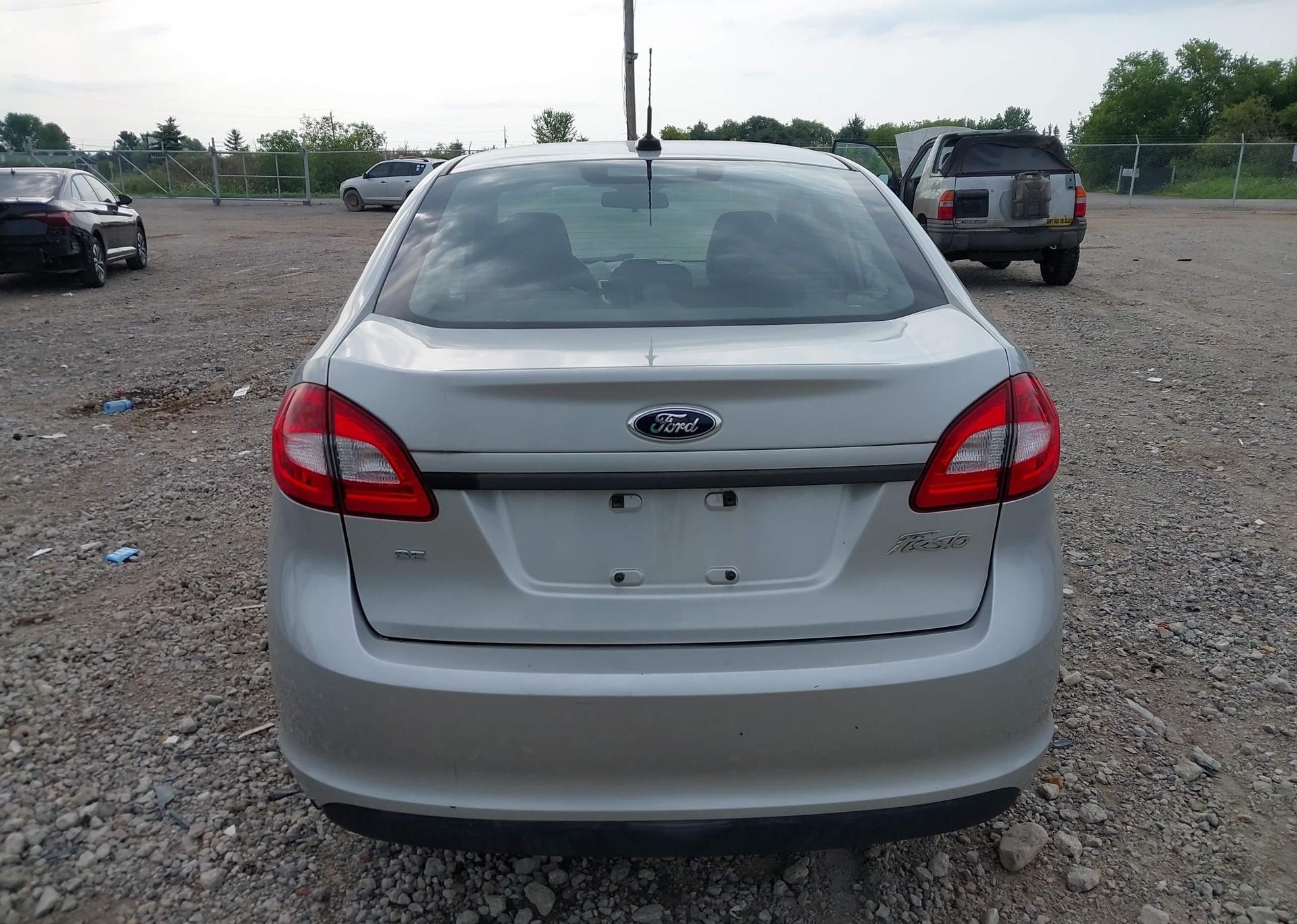 2012 FORD FIESTA SE