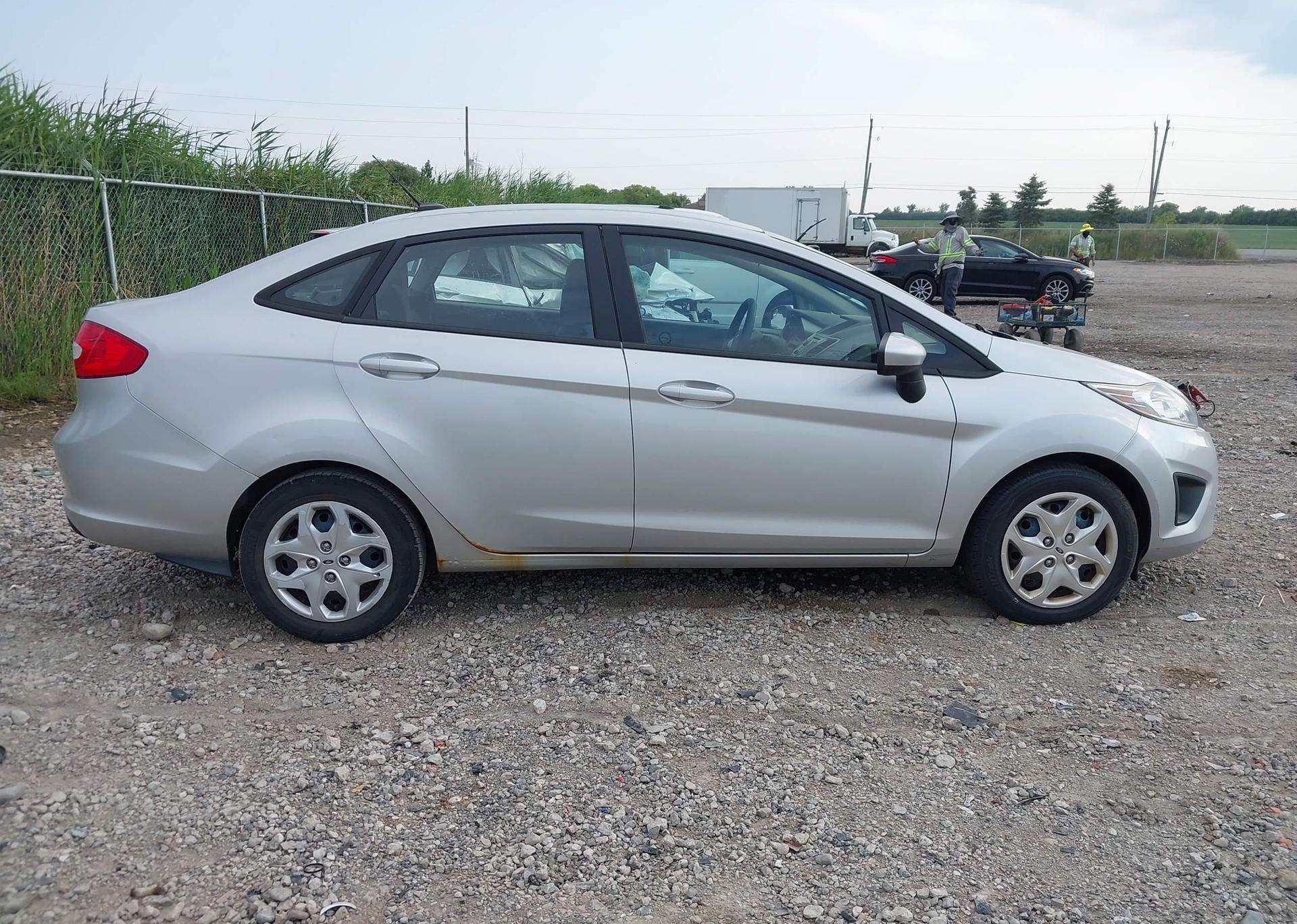 2012 FORD FIESTA SE