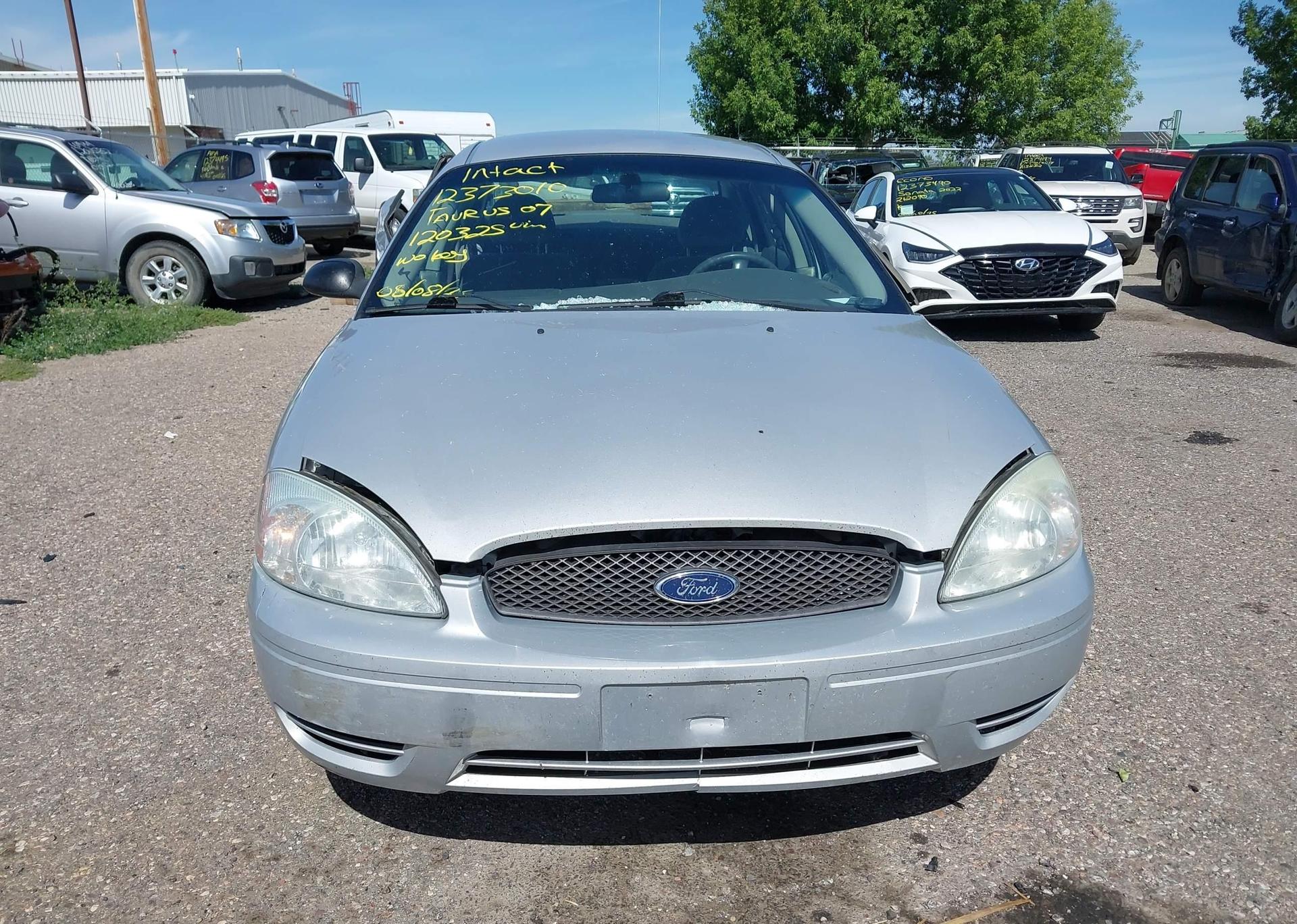 2007 FORD TAURUS SE