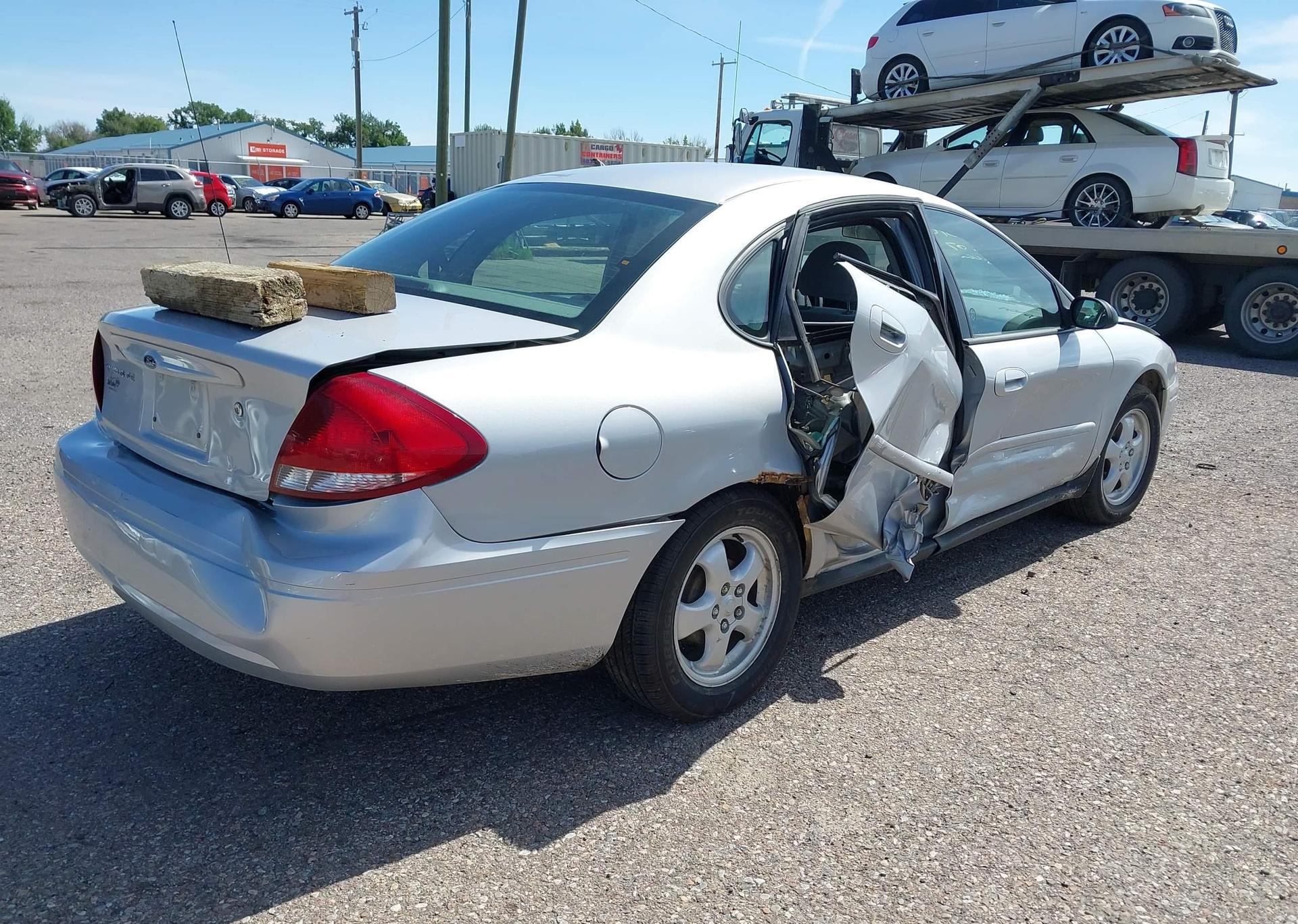 2007 FORD TAURUS SE