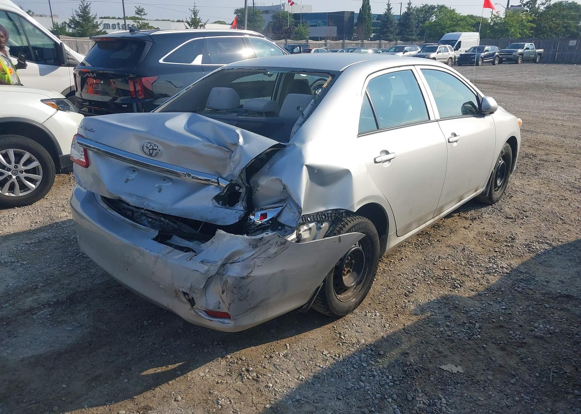2013 TOYOTA COROLLA S
