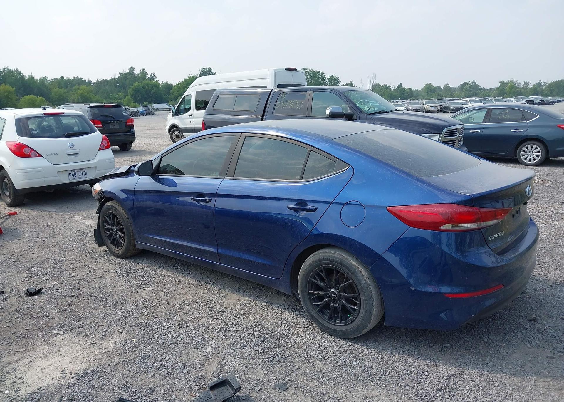 2017 HYUNDAI ELANTRA LE