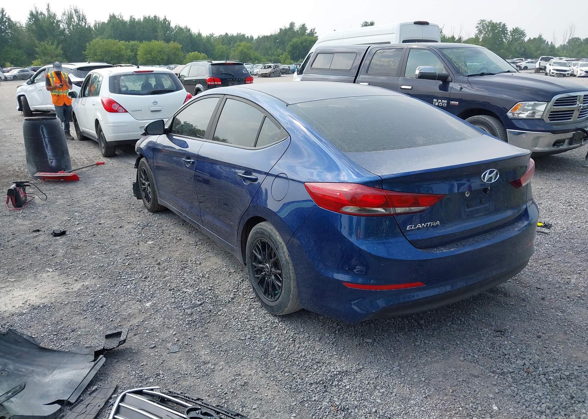 2017 HYUNDAI ELANTRA LE