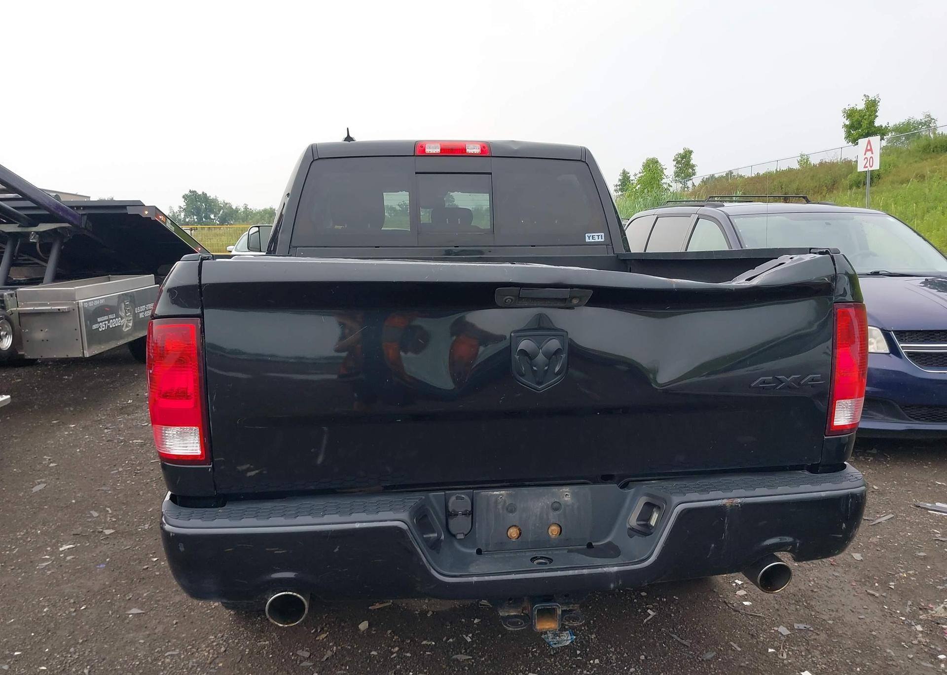 2018 RAM 1500 SLT