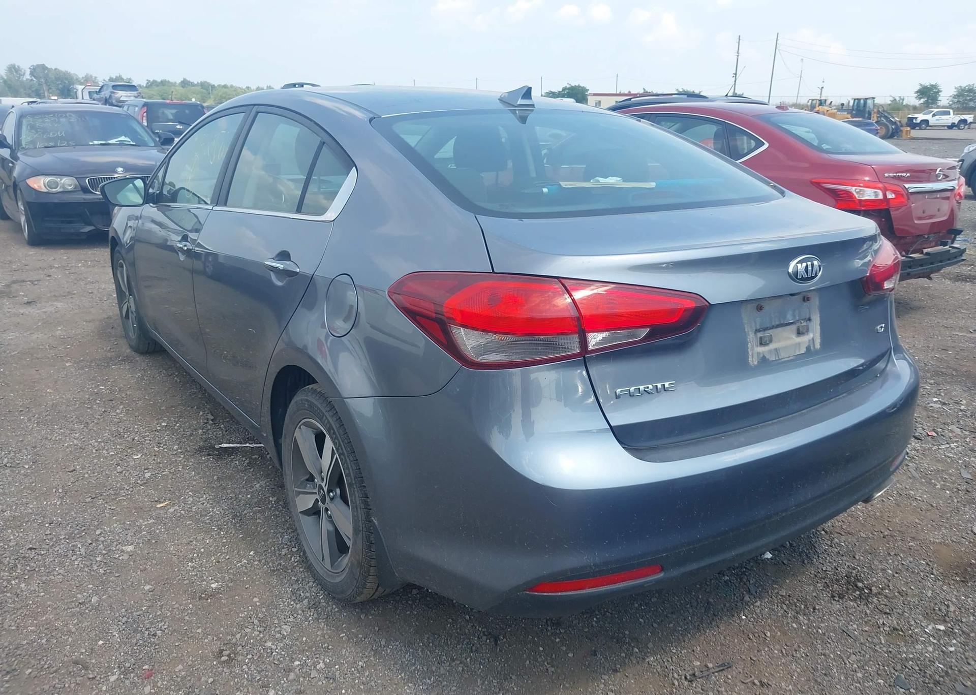 2018 KIA FORTE EX