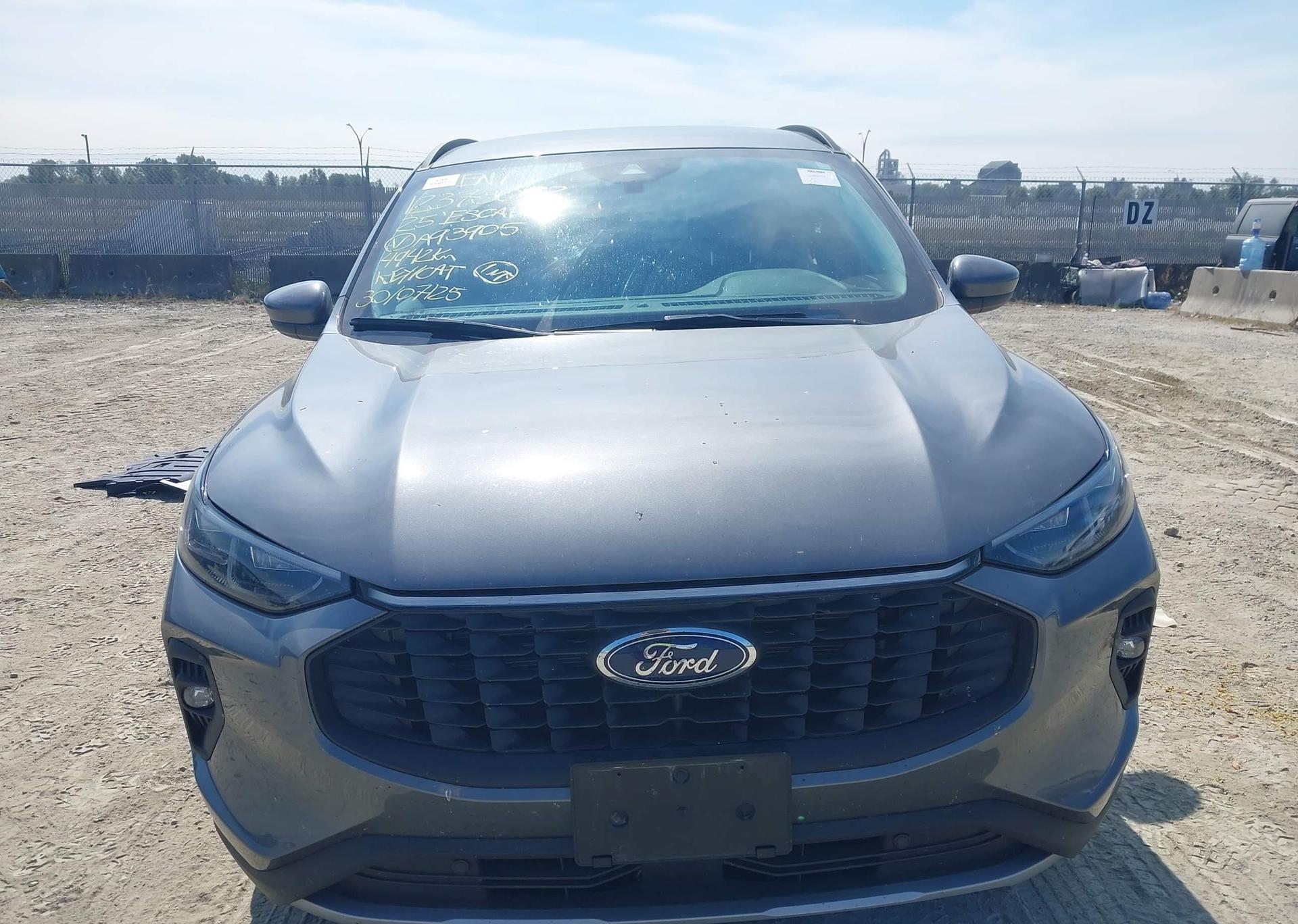 2025 FORD ESCAPE PLATINUM