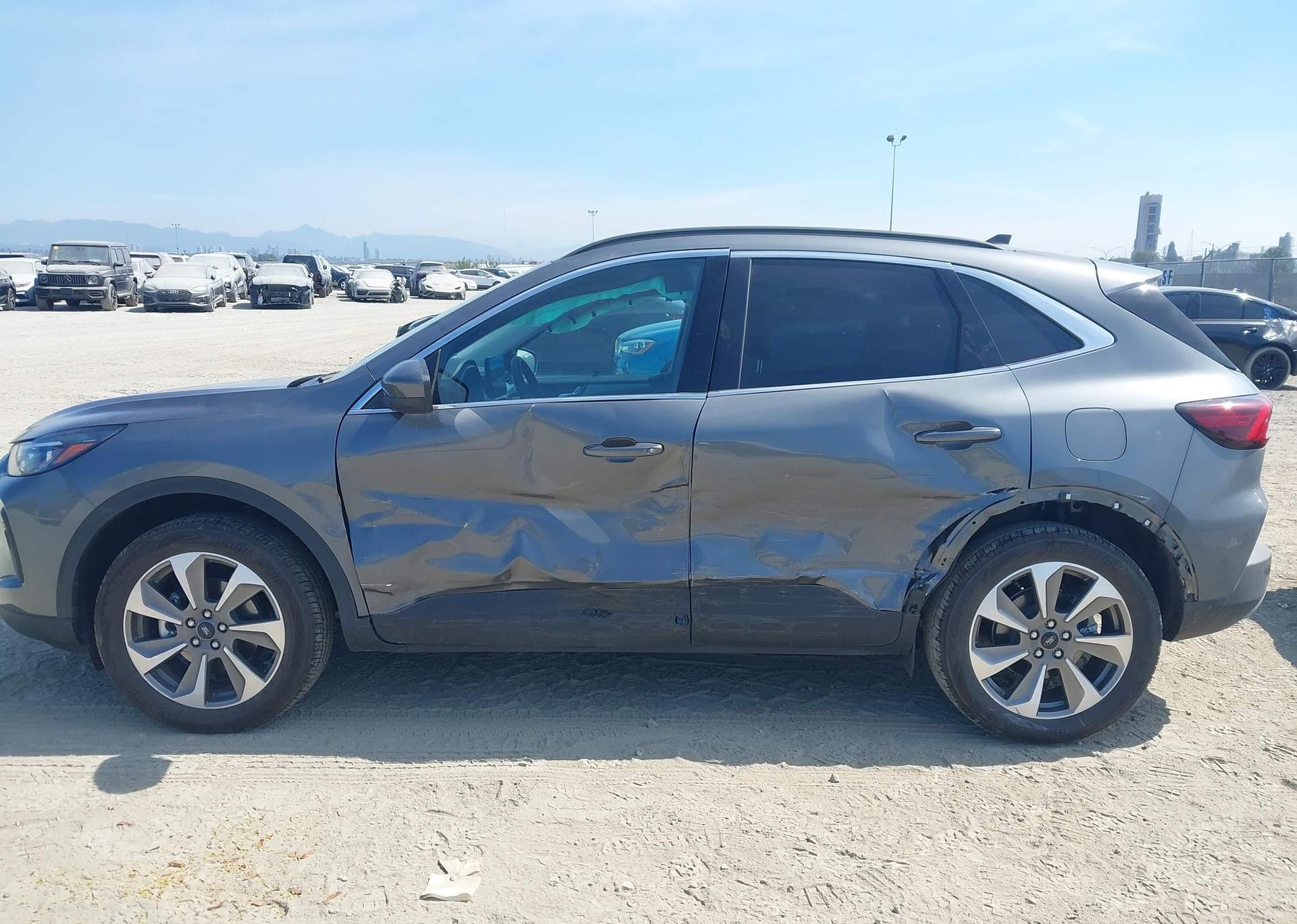 2025 FORD ESCAPE PLATINUM