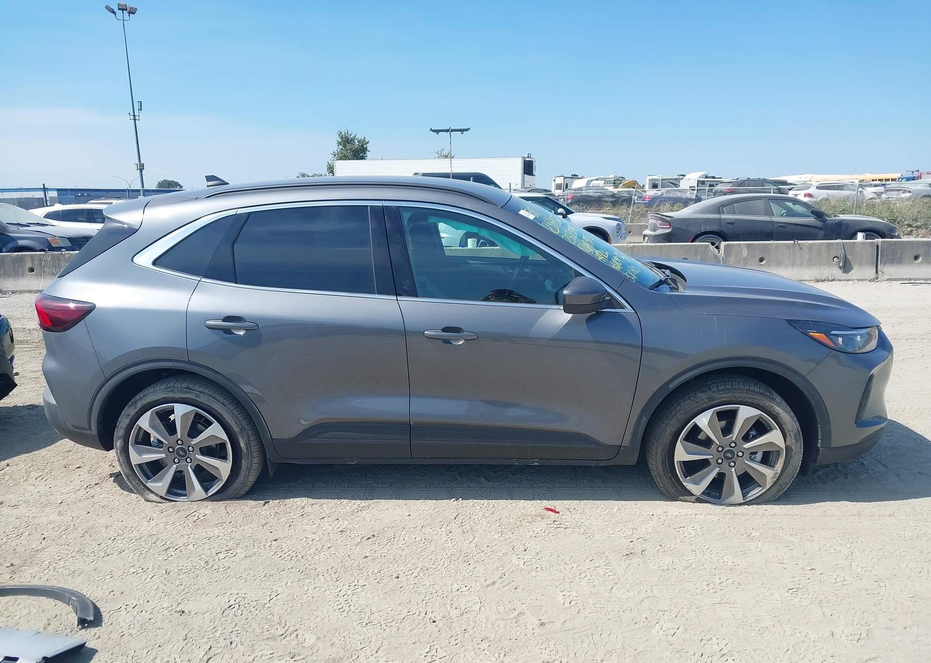 2025 FORD ESCAPE PLATINUM