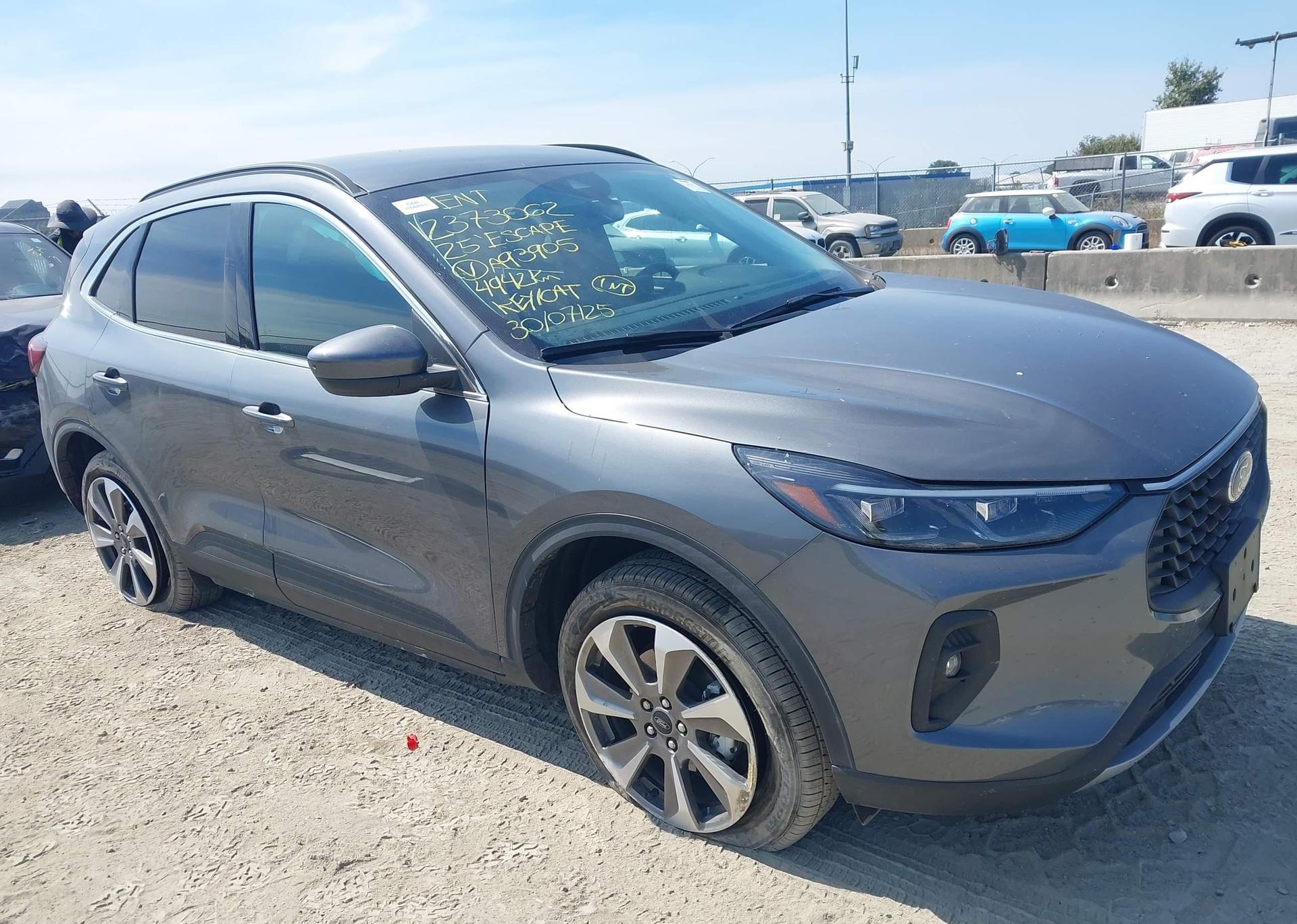 2025 FORD ESCAPE PLATINUM