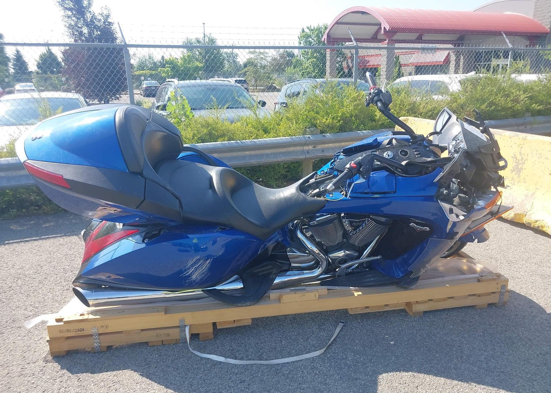 2016 VICTORY MOTORCYCLES VISION