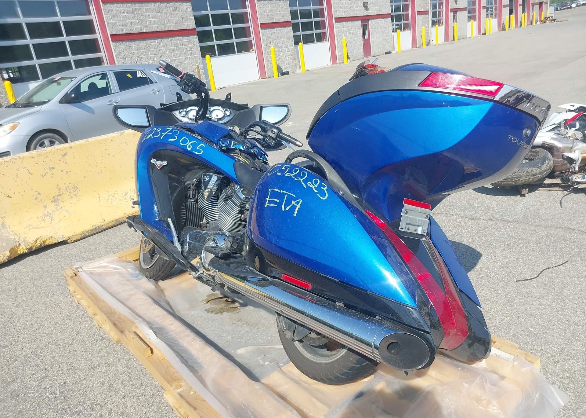2016 VICTORY MOTORCYCLES VISION