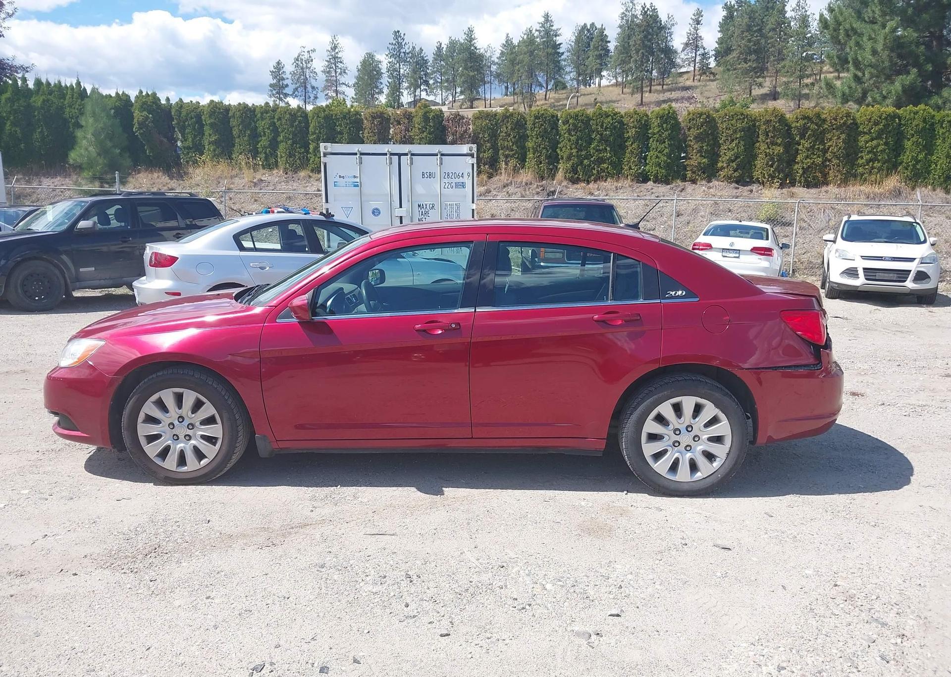 2014 CHRYSLER 200 LX