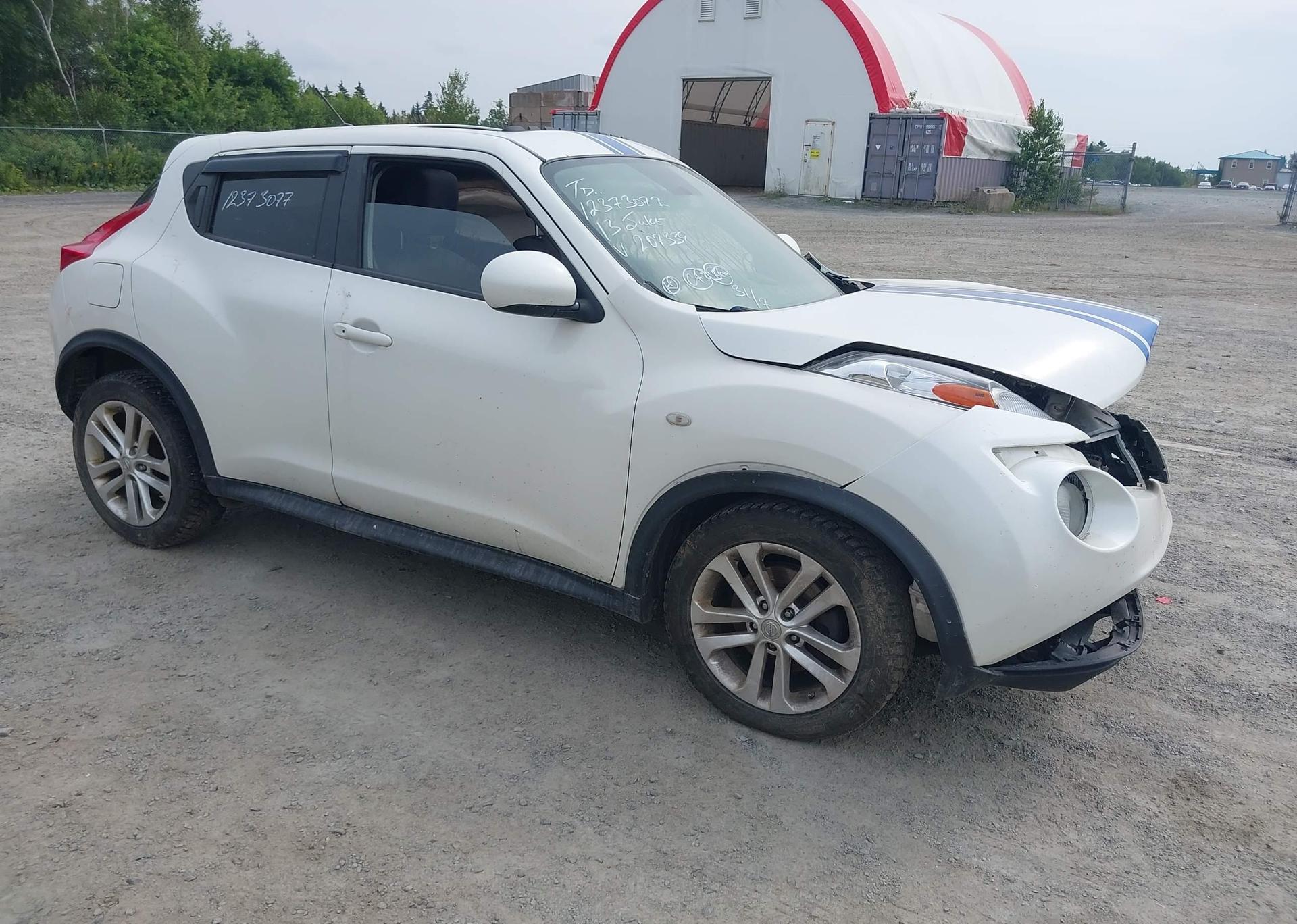 2013 NISSAN JUKE SV