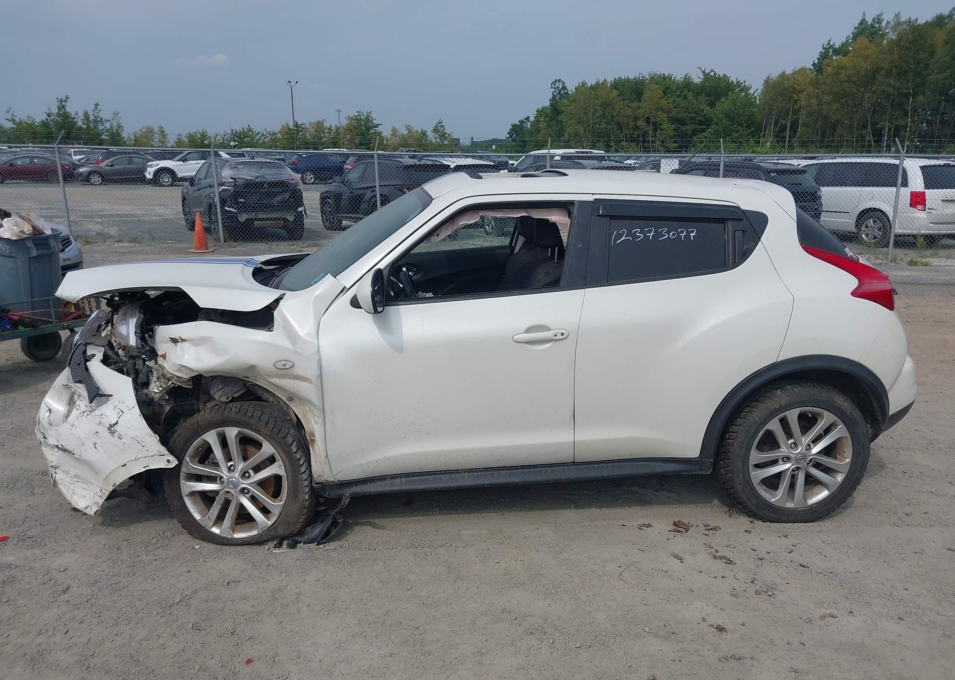 2013 NISSAN JUKE SV