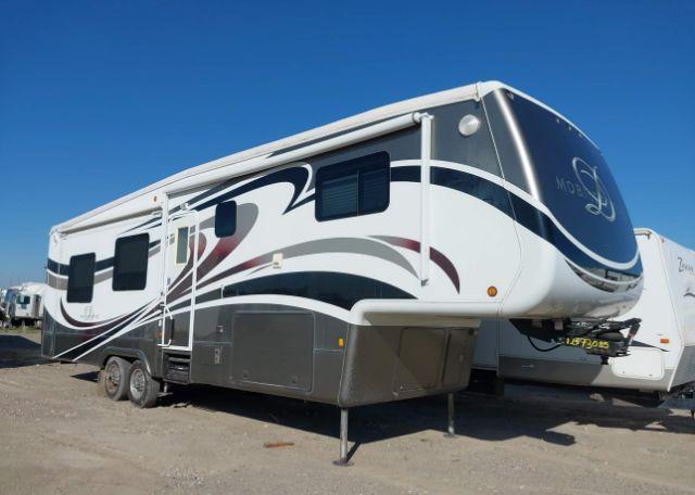 2012 DRV LUXURY