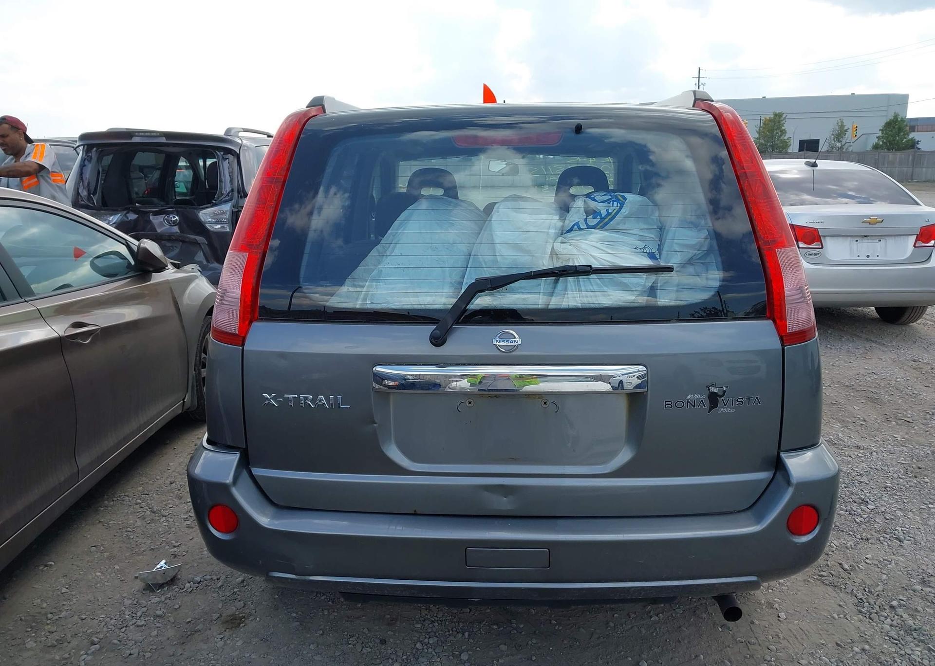2006 NISSAN X-TRAIL XE