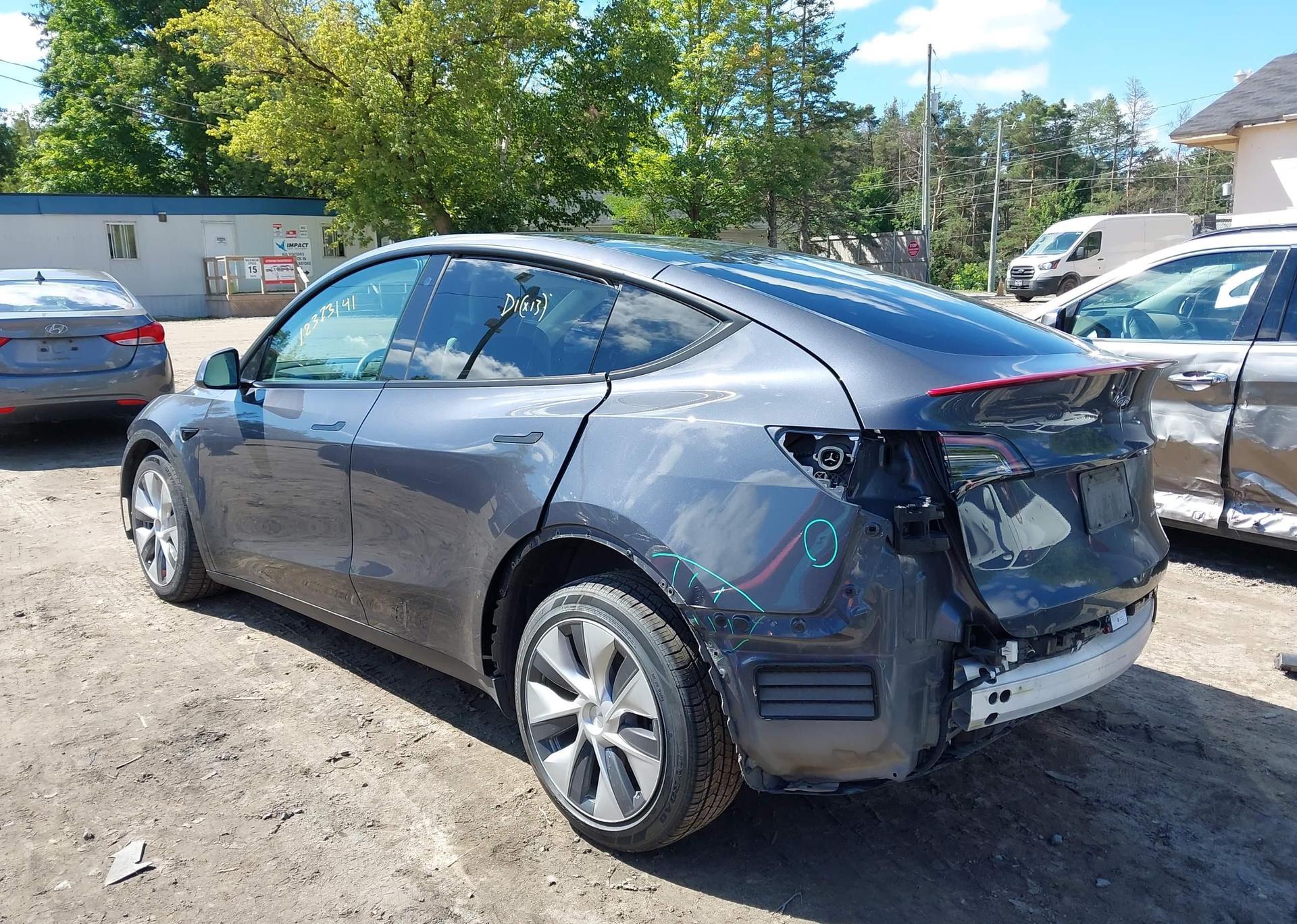2022 TESLA MODEL Y