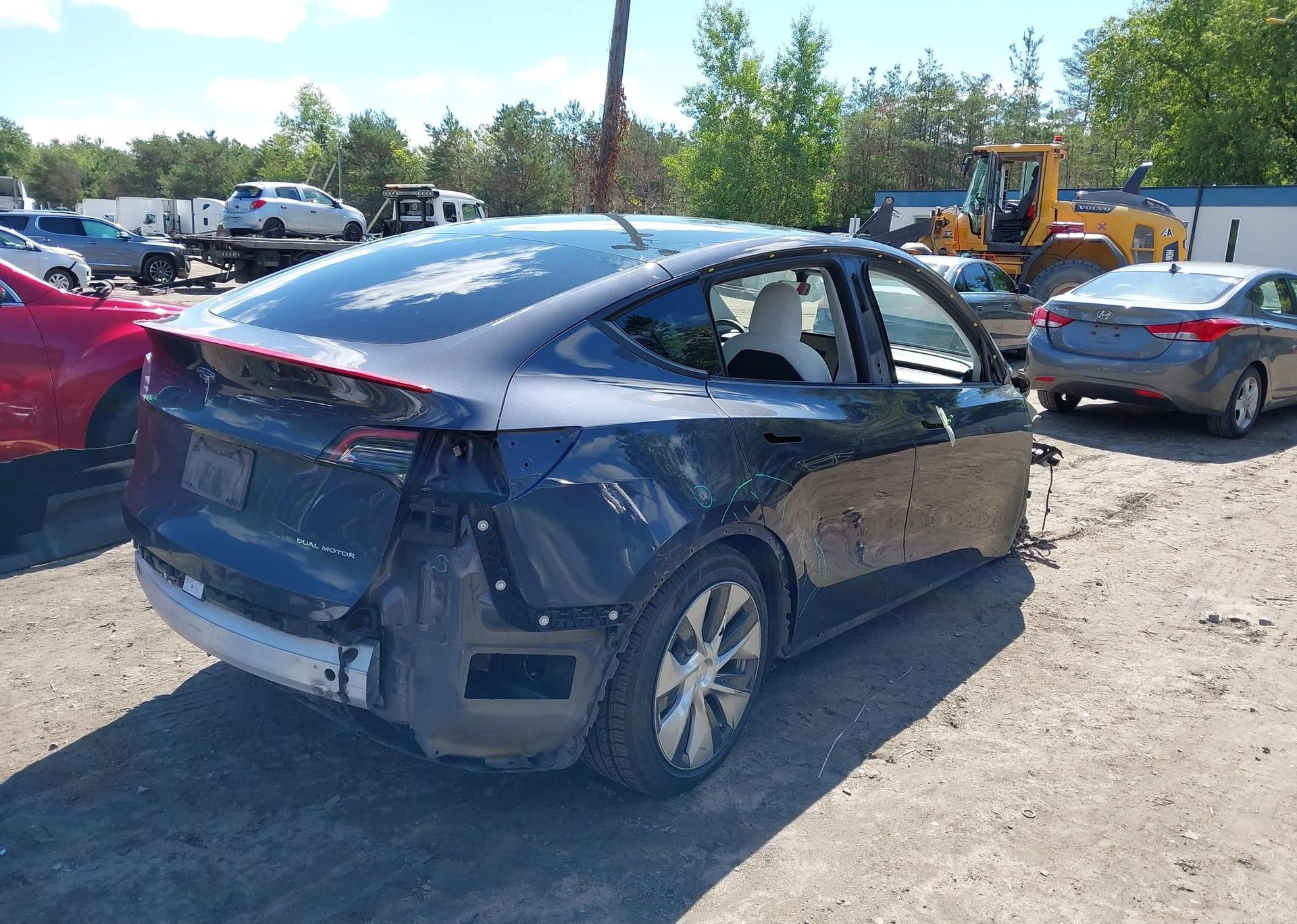 2022 TESLA MODEL Y