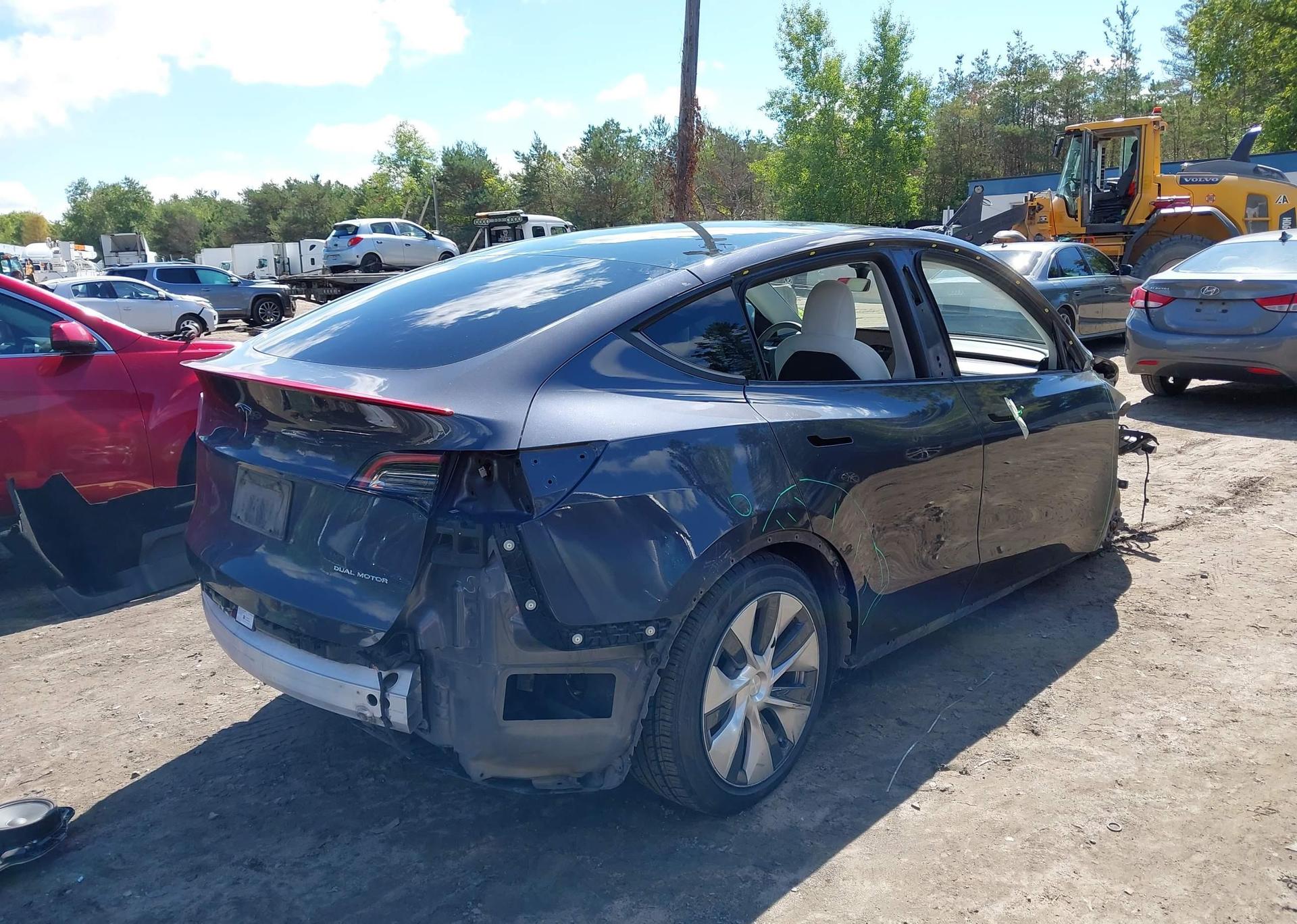 2022 TESLA MODEL Y