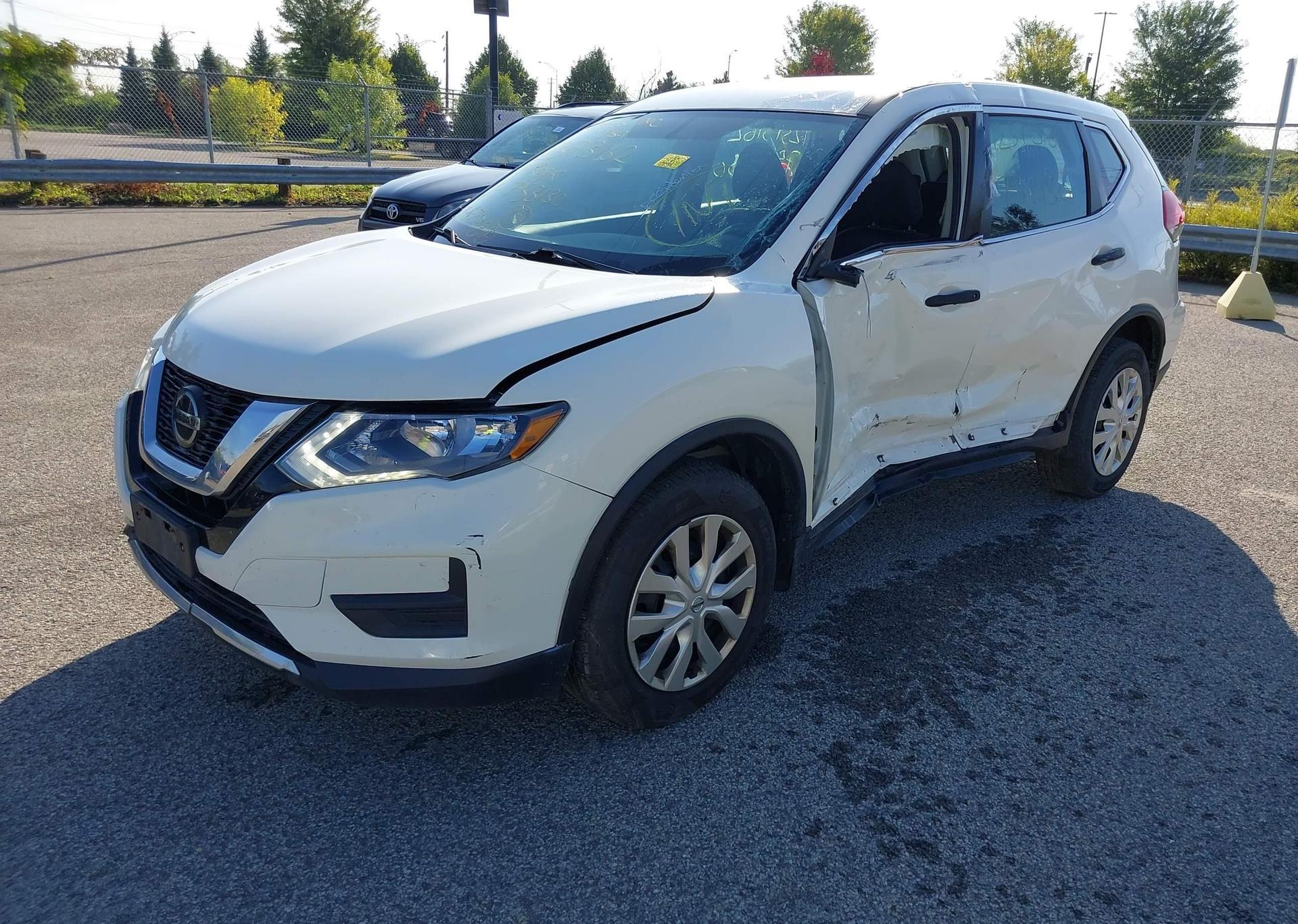 2019 NISSAN ROGUE S