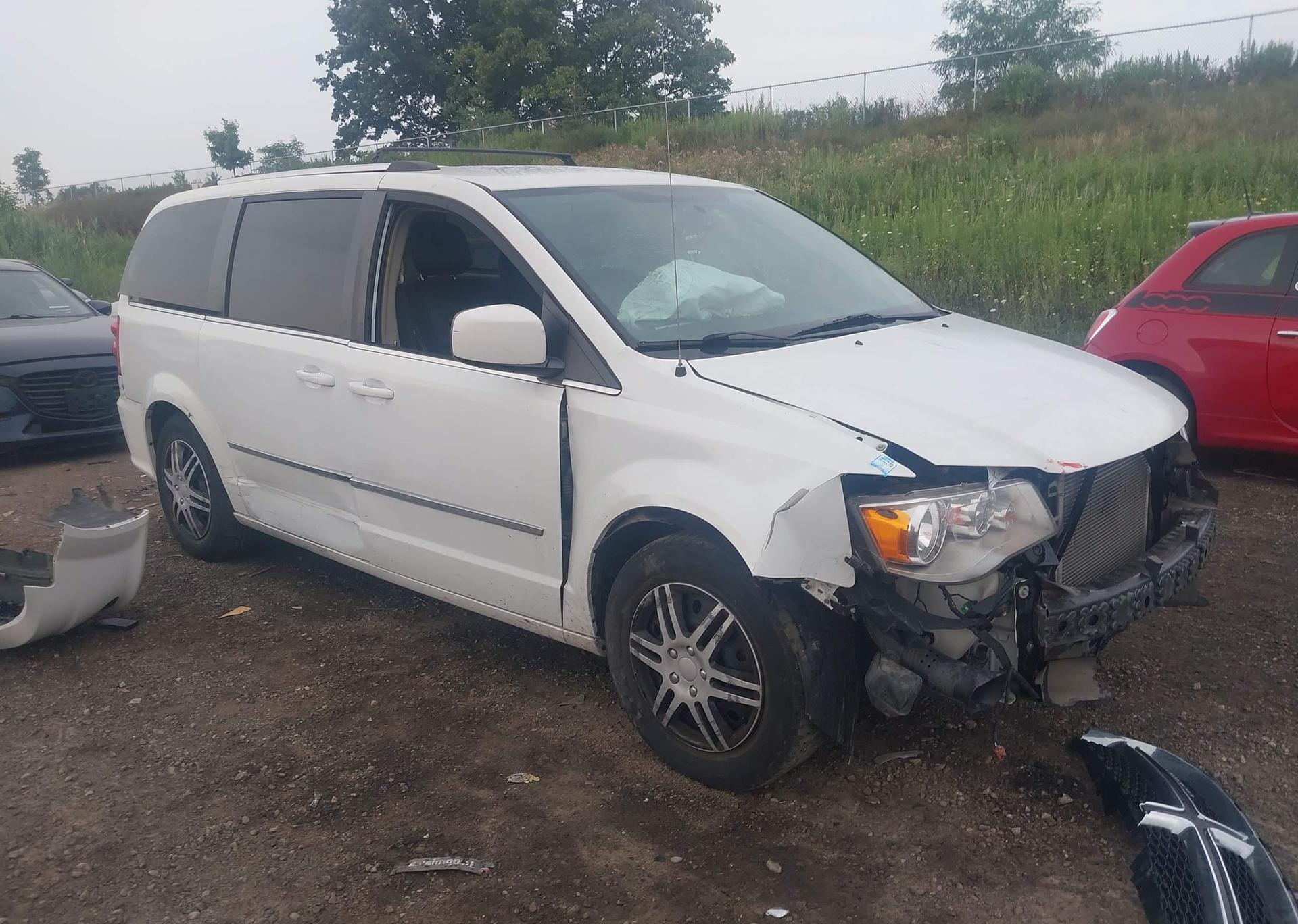 2017 DODGE GRAND CARAVAN CREW