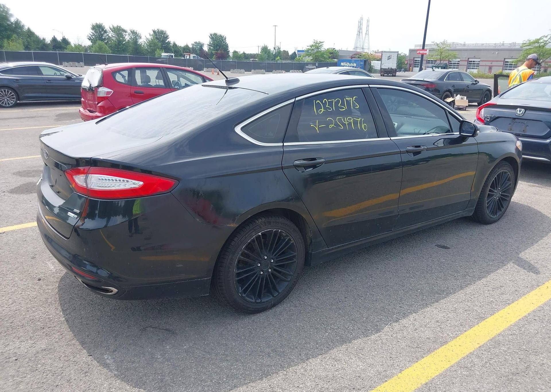 2015 FORD FUSION SE