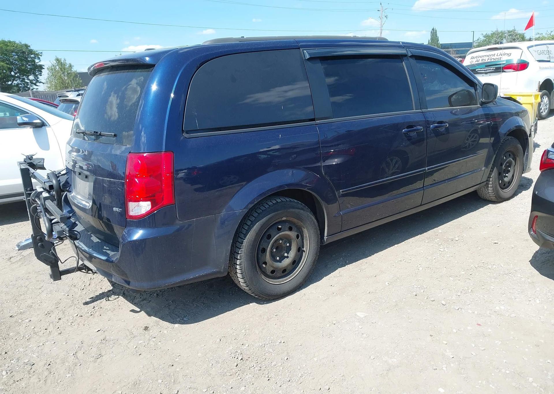 2017 DODGE GRAND CARAVAN SE