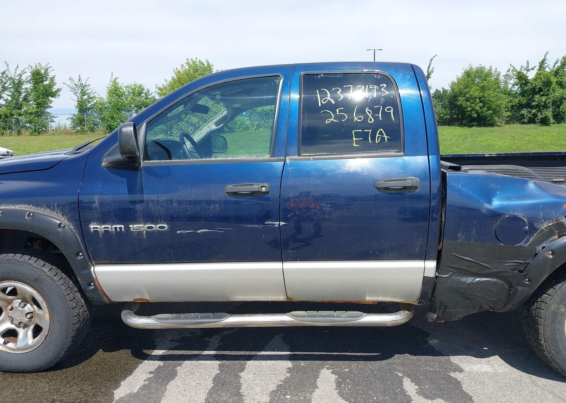 2003 DODGE RAM 1500 SLT