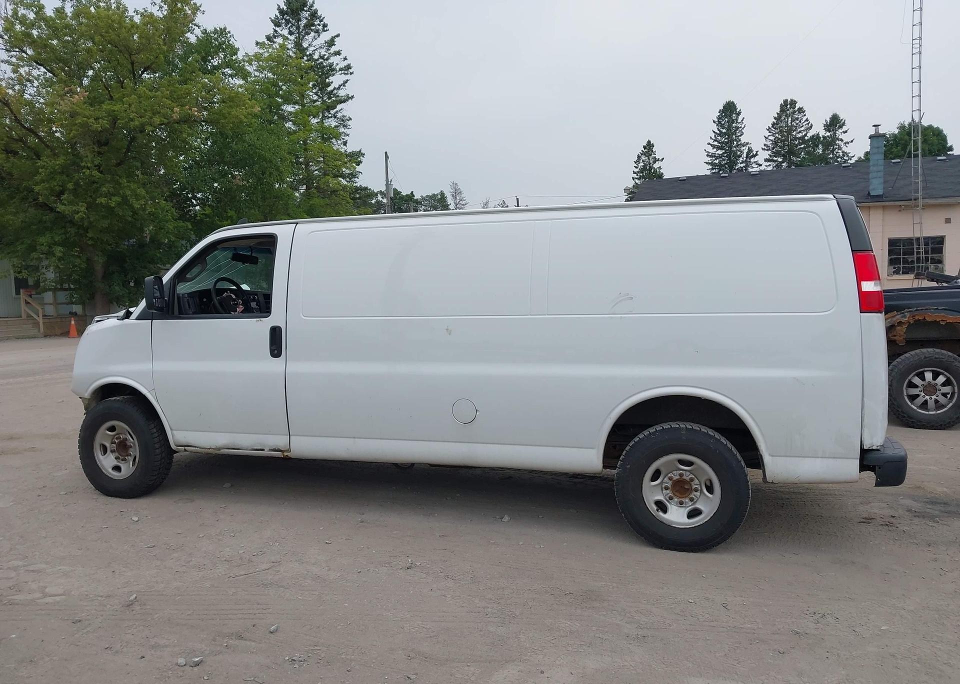 2018 GMC SAVANA 2500 WORK VAN