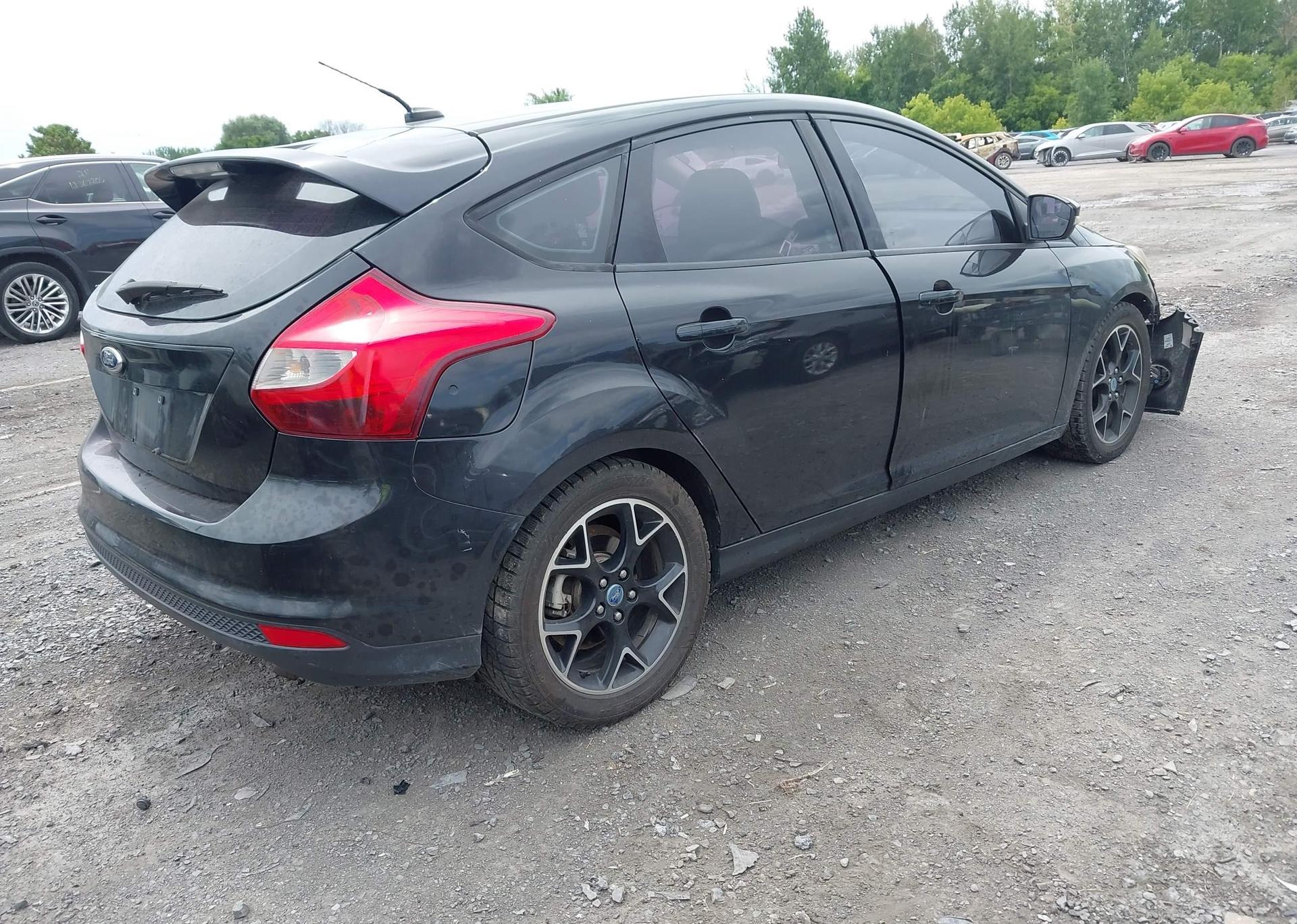 2013 FORD FOCUS SE